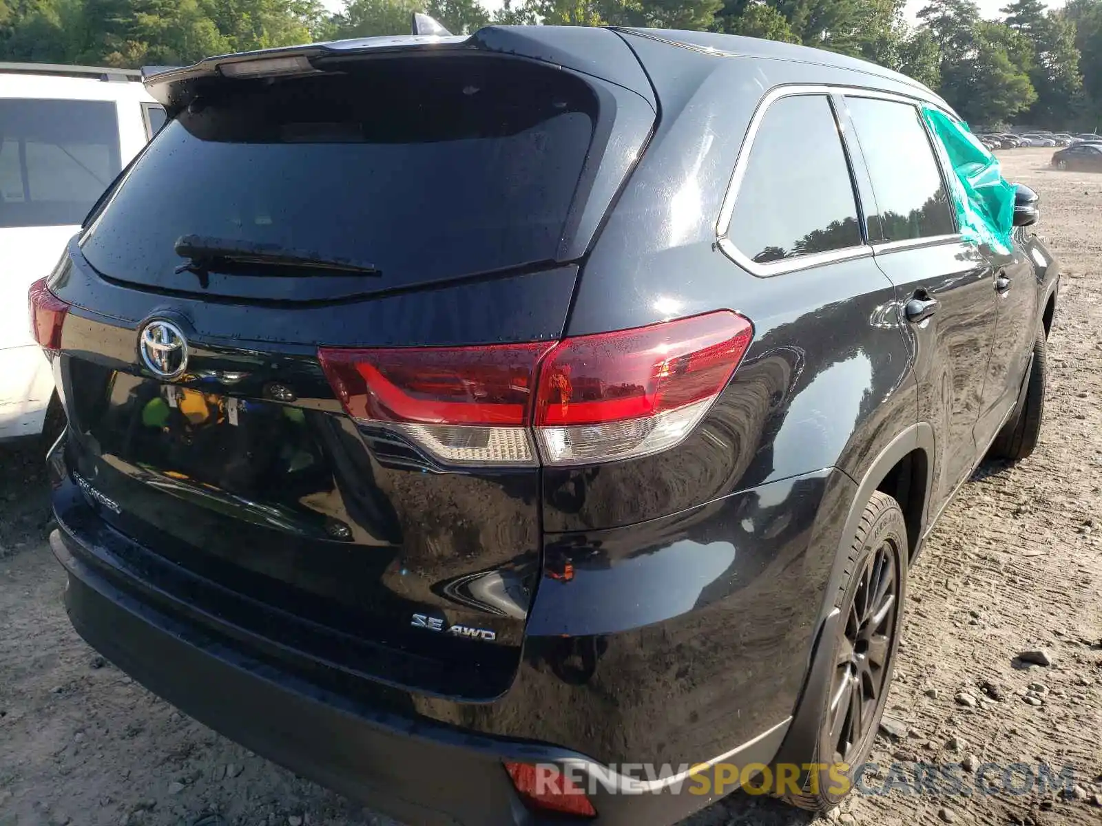 4 Фотография поврежденного автомобиля 5TDJZRFHXKS607762 TOYOTA HIGHLANDER 2019