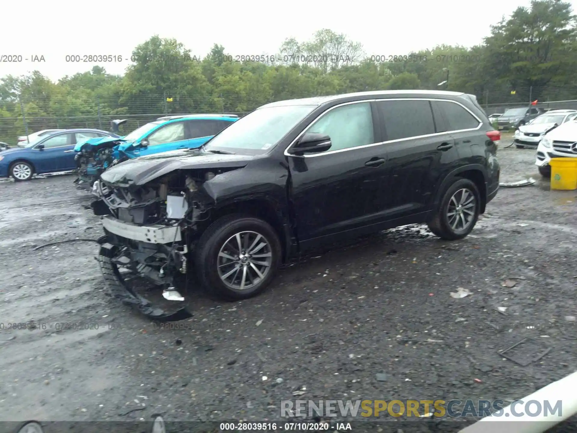 2 Photograph of a damaged car 5TDJZRFHXKS609608 TOYOTA HIGHLANDER 2019