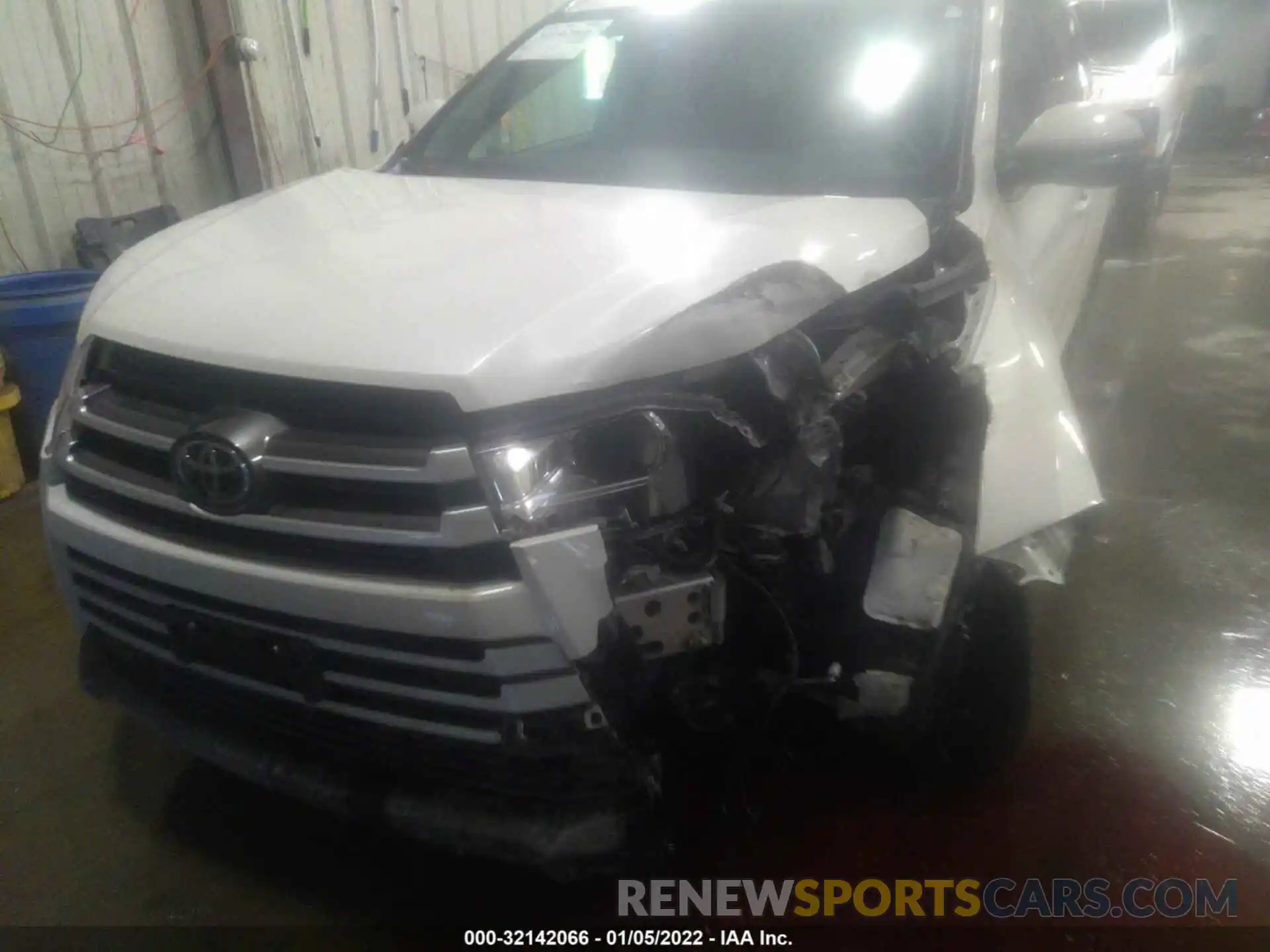 6 Photograph of a damaged car 5TDJZRFHXKS613948 TOYOTA HIGHLANDER 2019