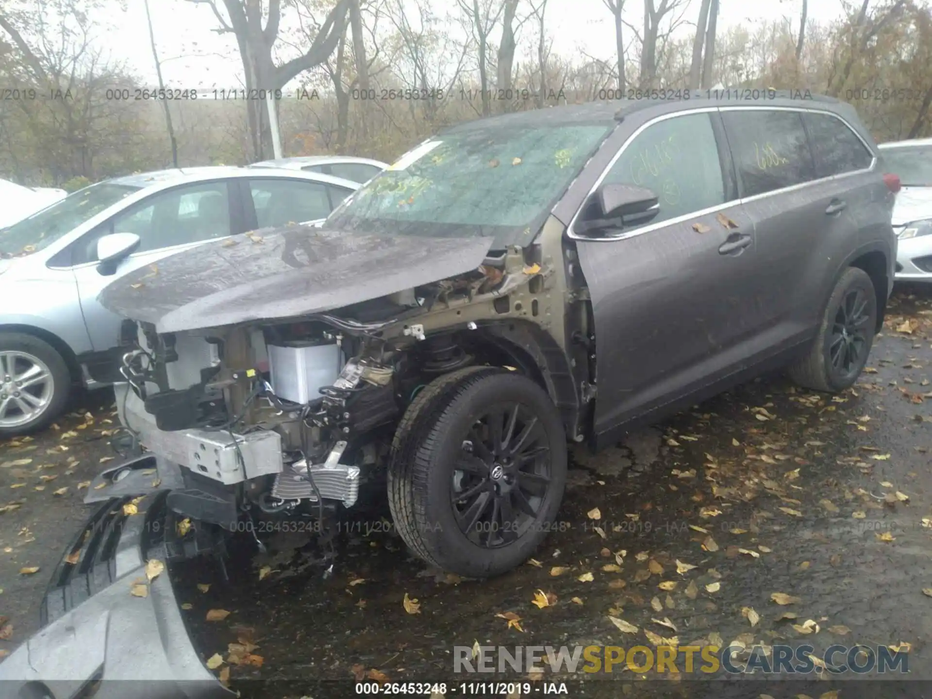 2 Photograph of a damaged car 5TDJZRFHXKS616185 TOYOTA HIGHLANDER 2019