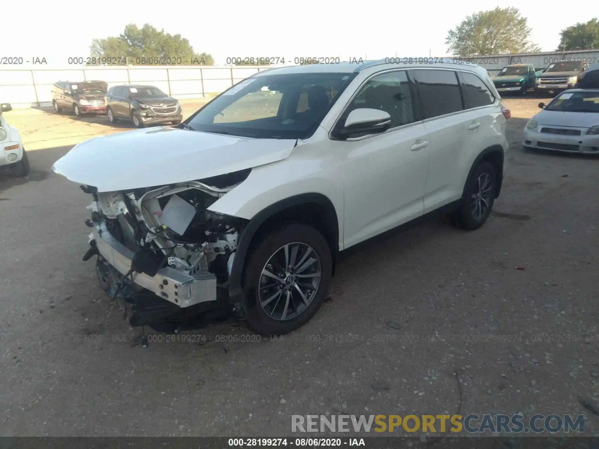 2 Photograph of a damaged car 5TDJZRFHXKS623248 TOYOTA HIGHLANDER 2019