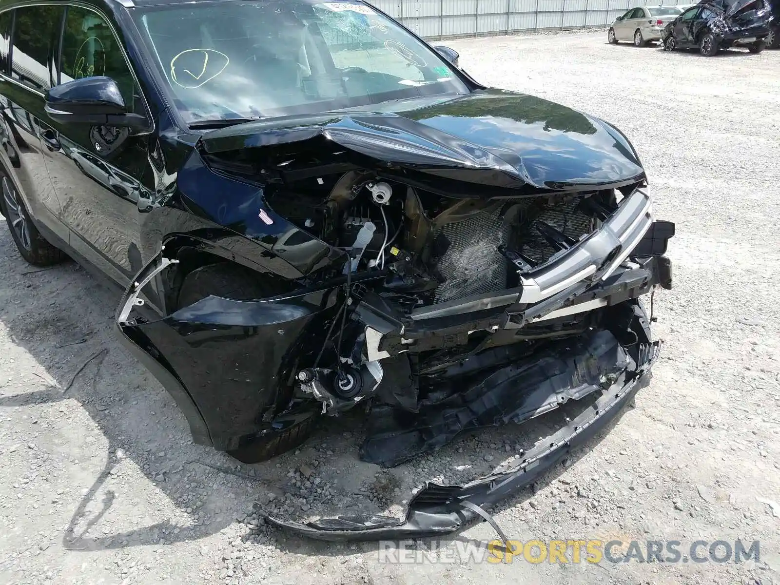 9 Фотография поврежденного автомобиля 5TDJZRFHXKS624514 TOYOTA HIGHLANDER 2019