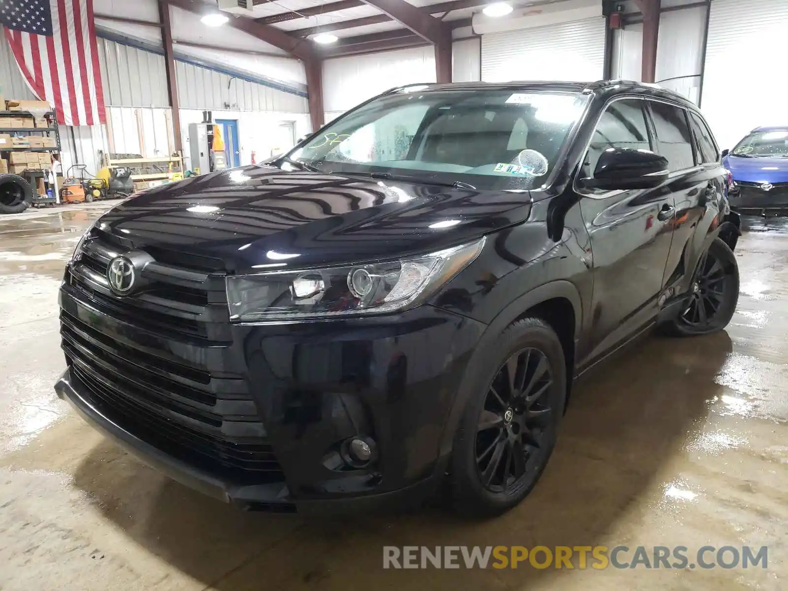 2 Photograph of a damaged car 5TDJZRFHXKS625999 TOYOTA HIGHLANDER 2019