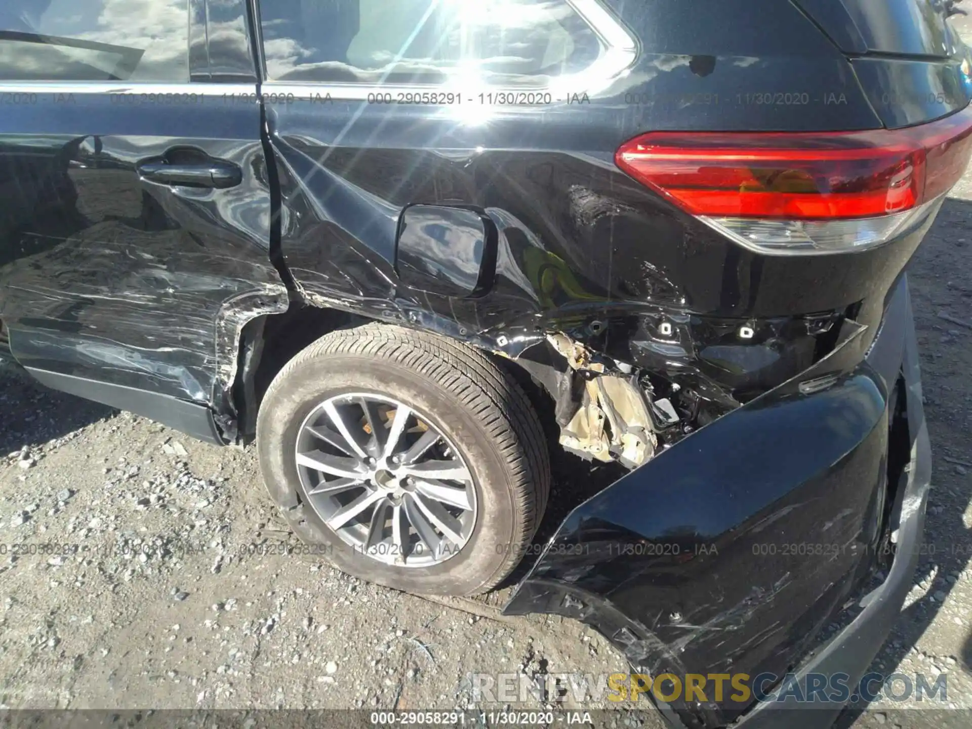 6 Photograph of a damaged car 5TDJZRFHXKS627591 TOYOTA HIGHLANDER 2019