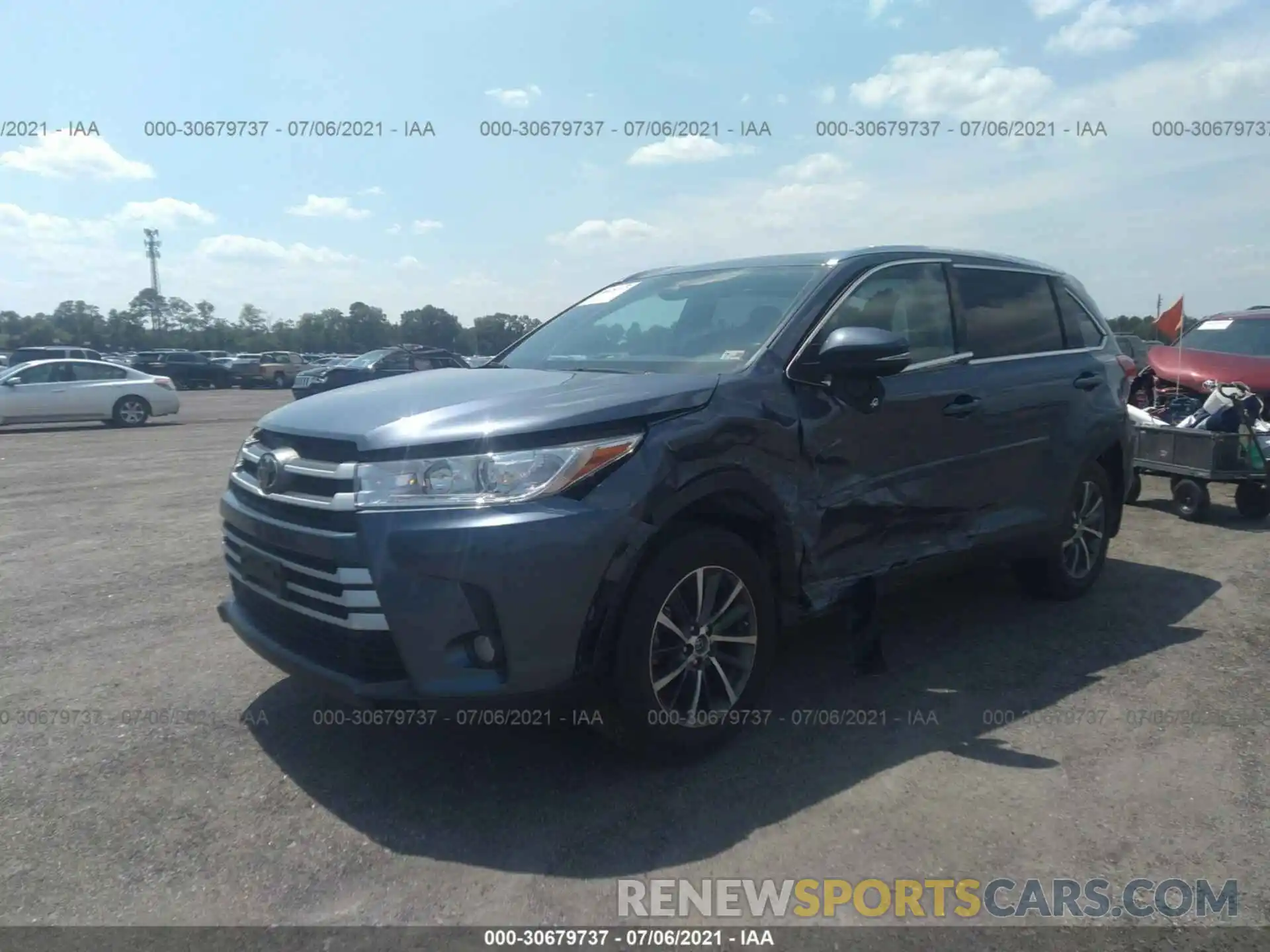 2 Photograph of a damaged car 5TDJZRFHXKS707506 TOYOTA HIGHLANDER 2019