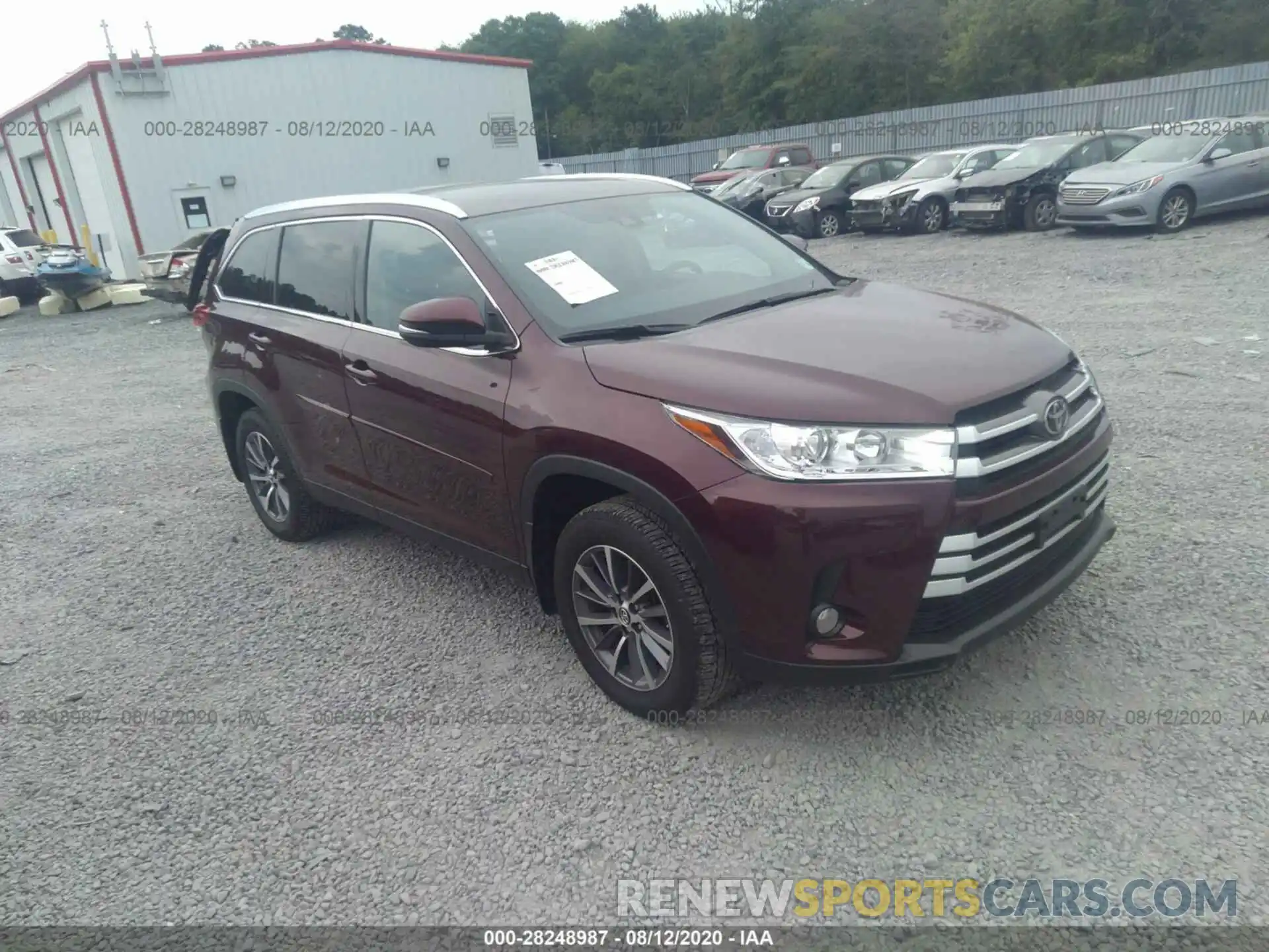 1 Photograph of a damaged car 5TDJZRFHXKS709546 TOYOTA HIGHLANDER 2019