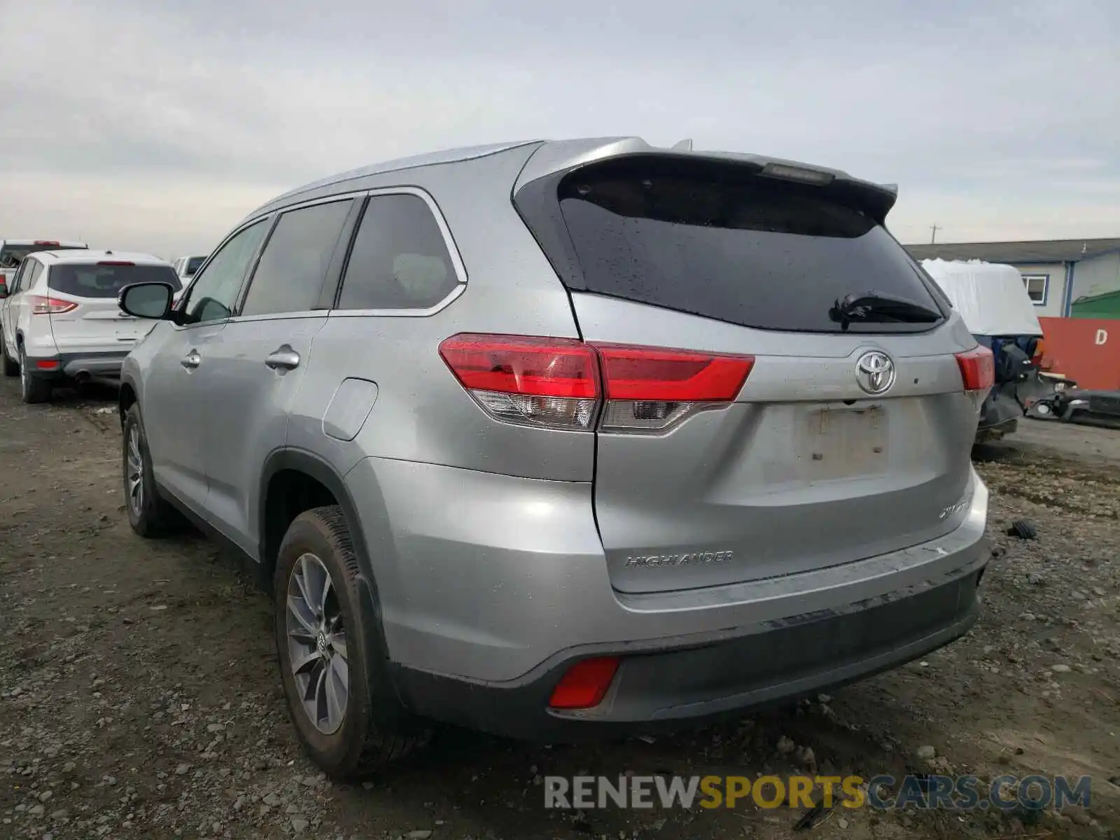 3 Фотография поврежденного автомобиля 5TDJZRFHXKS720238 TOYOTA HIGHLANDER 2019