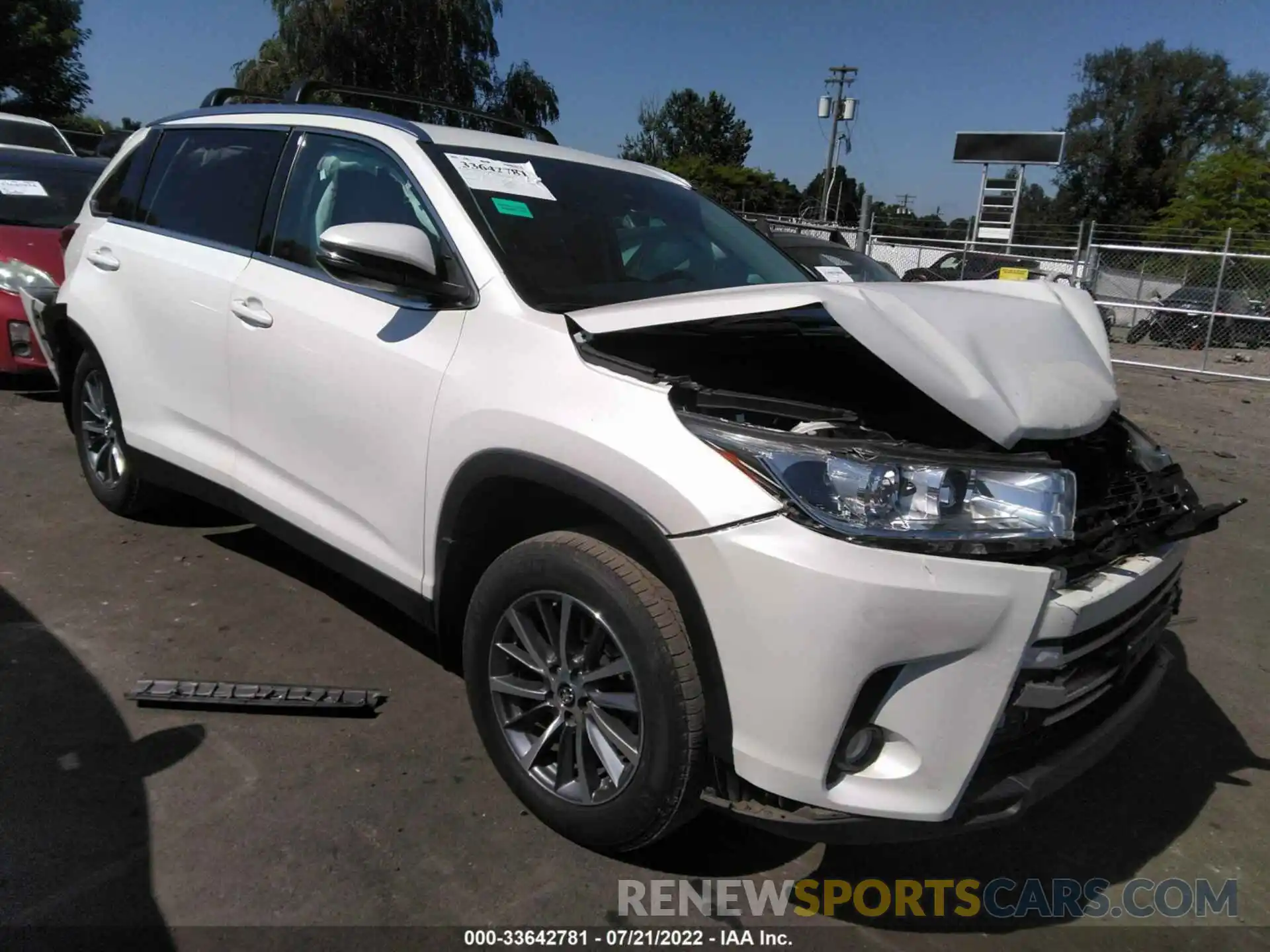 1 Фотография поврежденного автомобиля 5TDJZRFHXKS720918 TOYOTA HIGHLANDER 2019