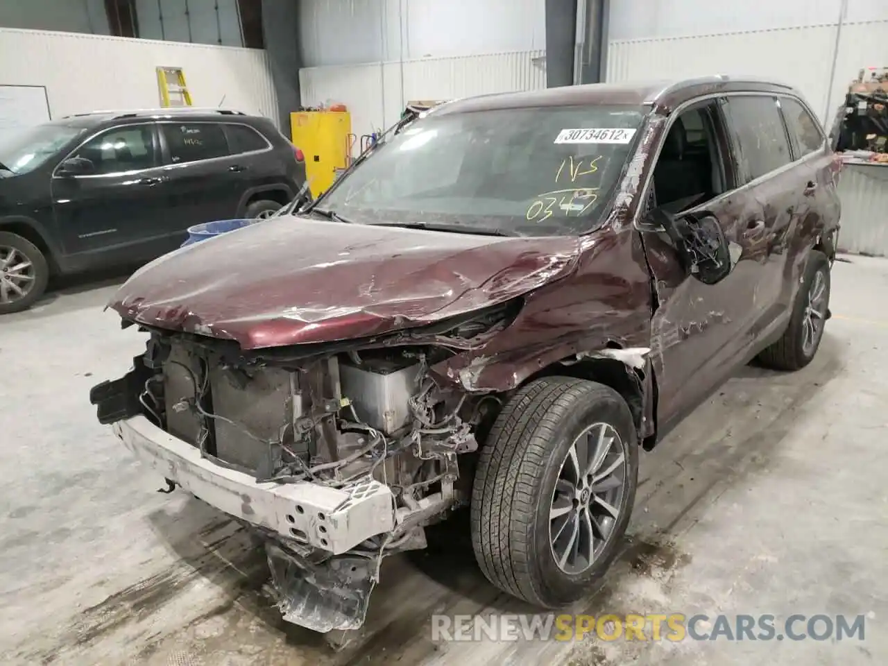 2 Photograph of a damaged car 5TDJZRFHXKS730347 TOYOTA HIGHLANDER 2019