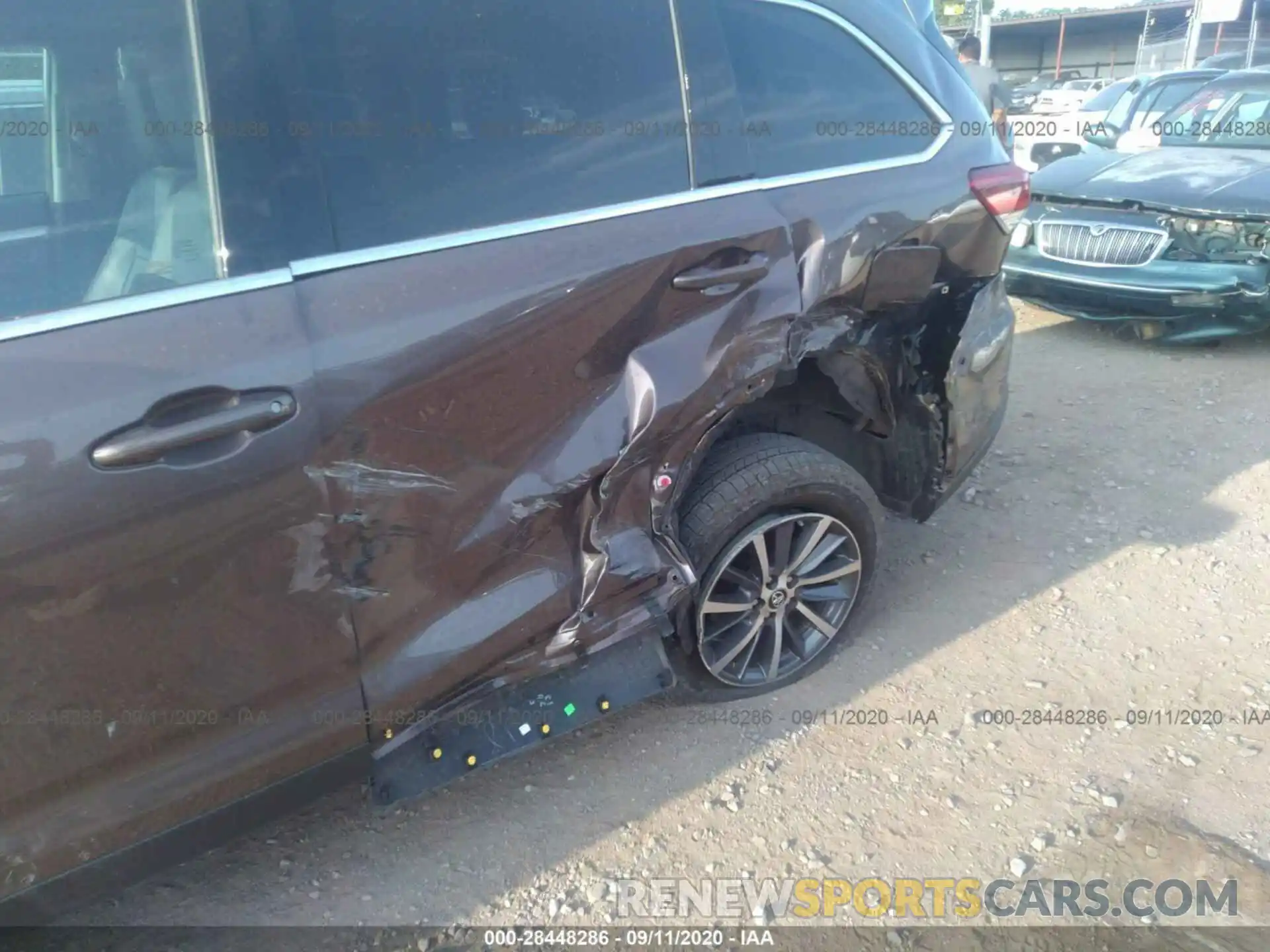 6 Photograph of a damaged car 5TDJZRFHXKS918530 TOYOTA HIGHLANDER 2019