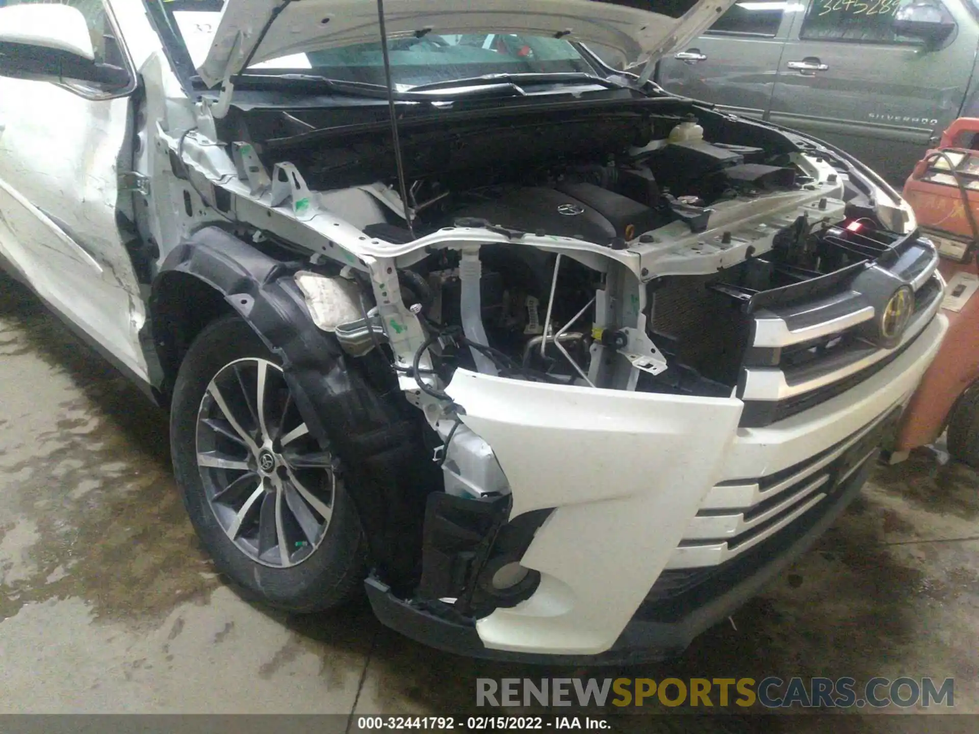 6 Фотография поврежденного автомобиля 5TDJZRFHXKS926501 TOYOTA HIGHLANDER 2019