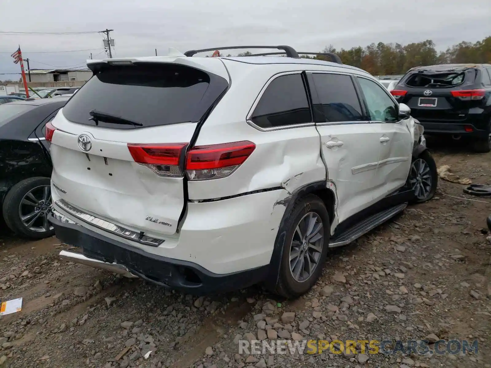 4 Фотография поврежденного автомобиля 5TDJZRFHXKS932170 TOYOTA HIGHLANDER 2019