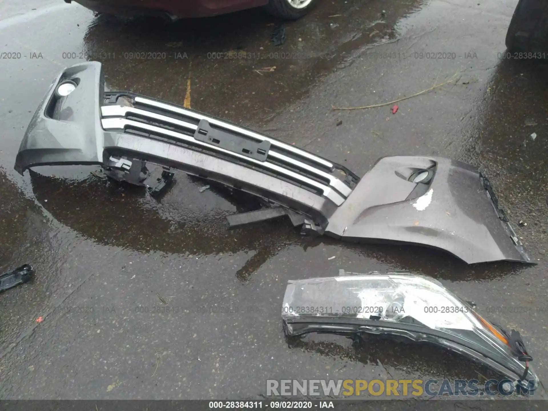 12 Photograph of a damaged car 5TDJZRFHXKS936901 TOYOTA HIGHLANDER 2019