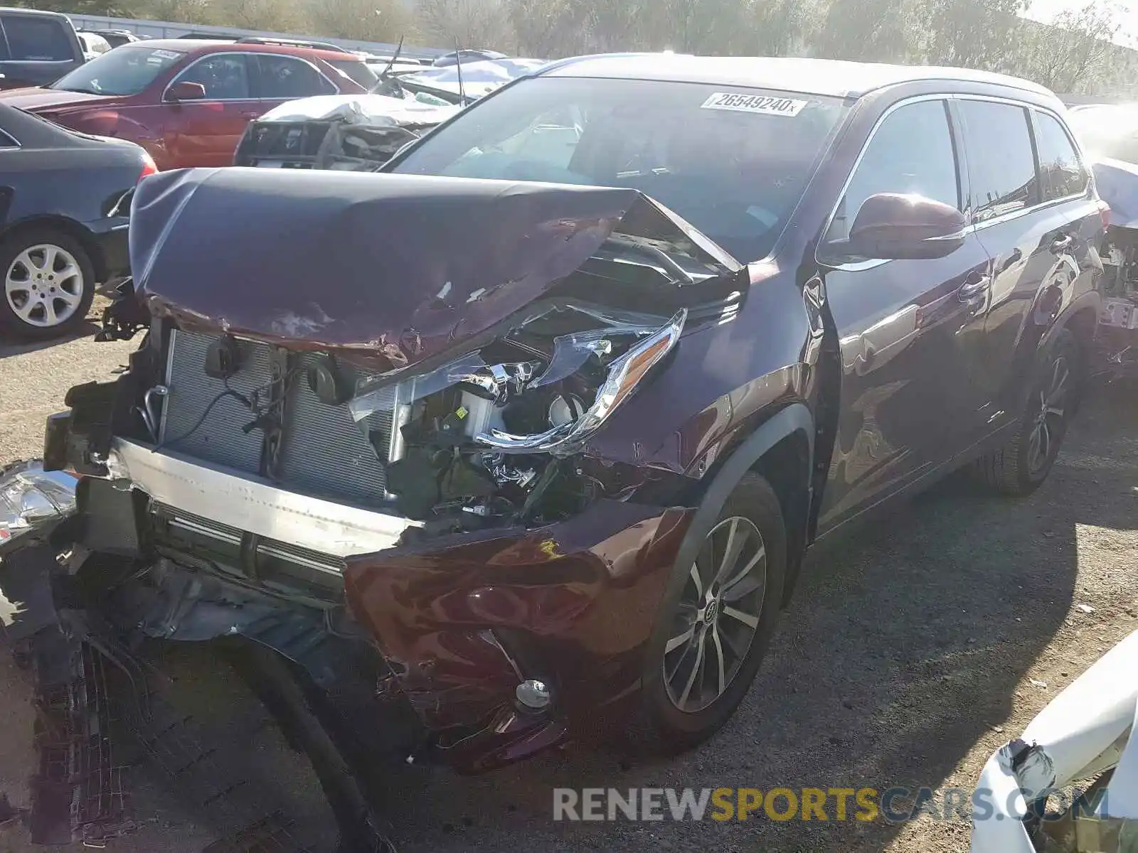 2 Photograph of a damaged car 5TDJZRFHXKS943136 TOYOTA HIGHLANDER 2019