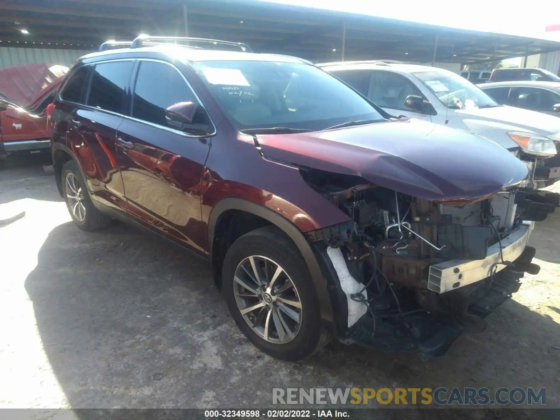 1 Photograph of a damaged car 5TDJZRFHXKS948577 TOYOTA HIGHLANDER 2019