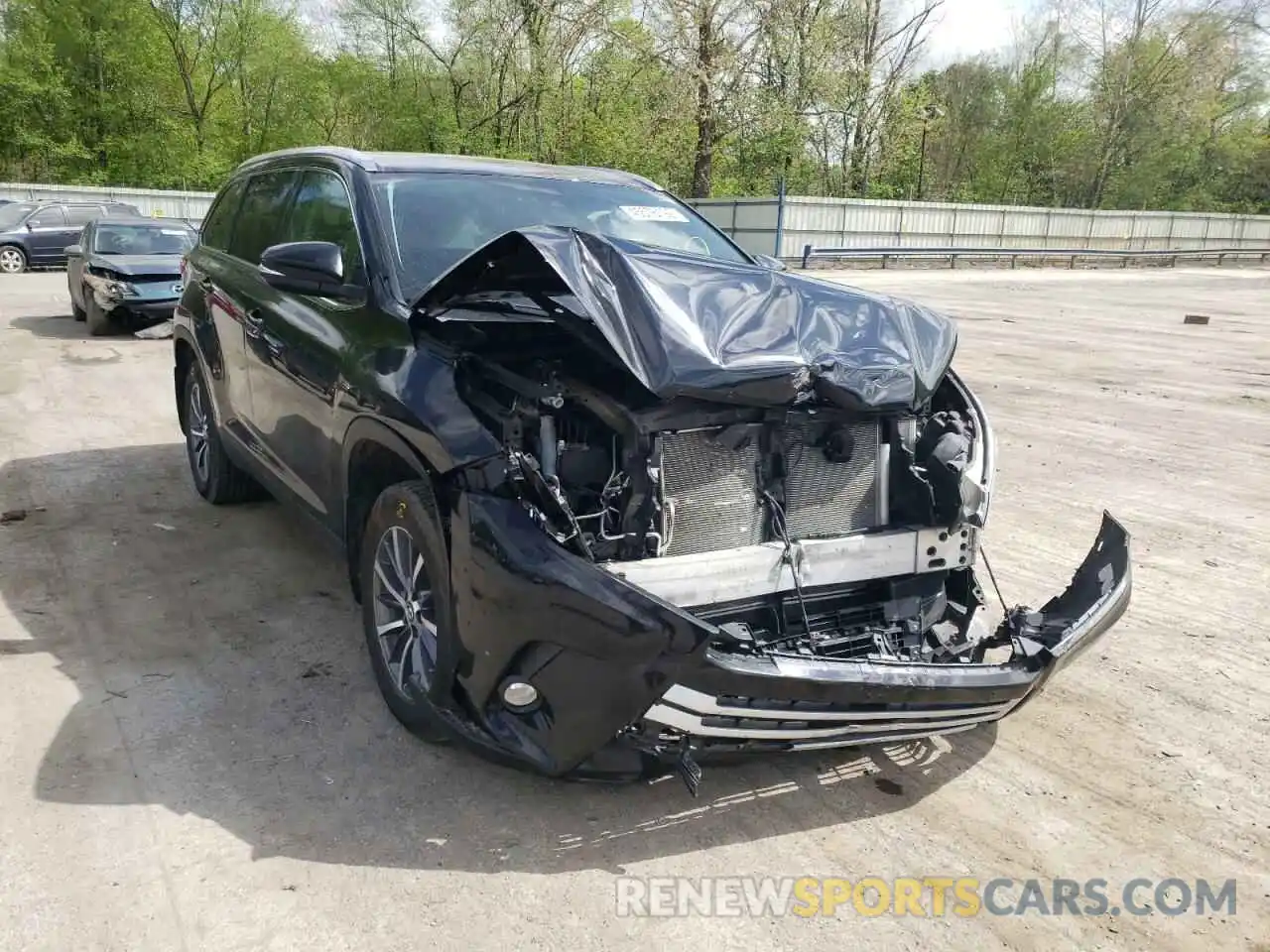 1 Photograph of a damaged car 5TDJZRFHXKS954508 TOYOTA HIGHLANDER 2019