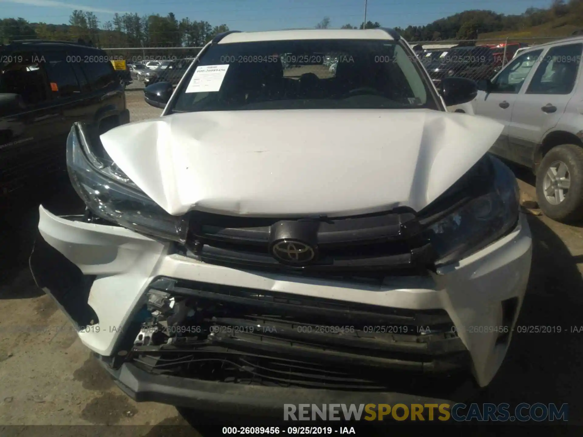 6 Photograph of a damaged car 5TDJZRFHXKS967632 TOYOTA HIGHLANDER 2019