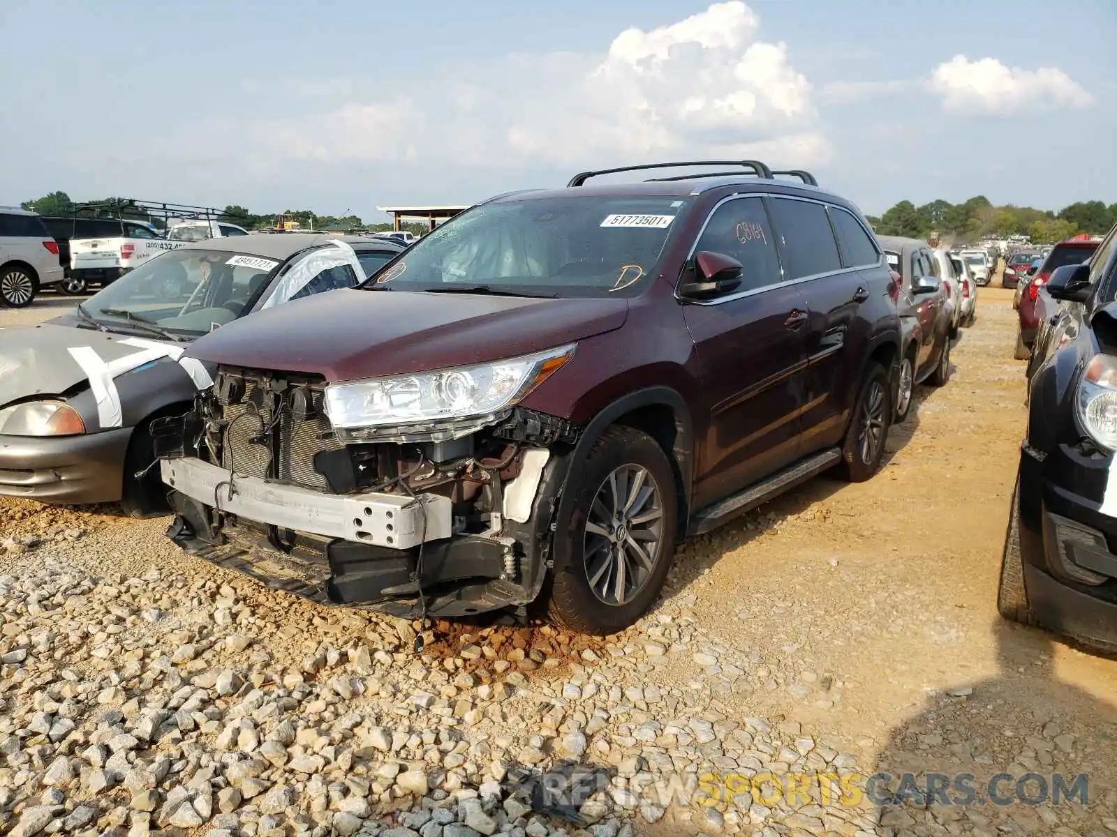 2 Фотография поврежденного автомобиля 5TDJZRFHXKS971695 TOYOTA HIGHLANDER 2019