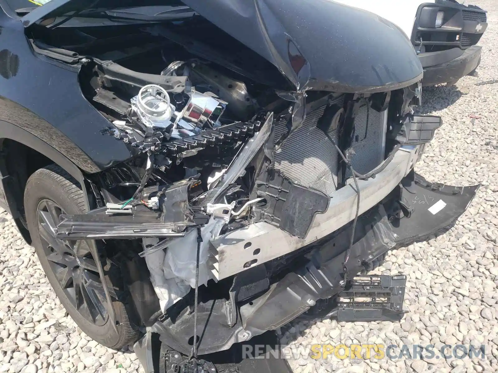 9 Photograph of a damaged car 5TDJZRFHXKS992742 TOYOTA HIGHLANDER 2019