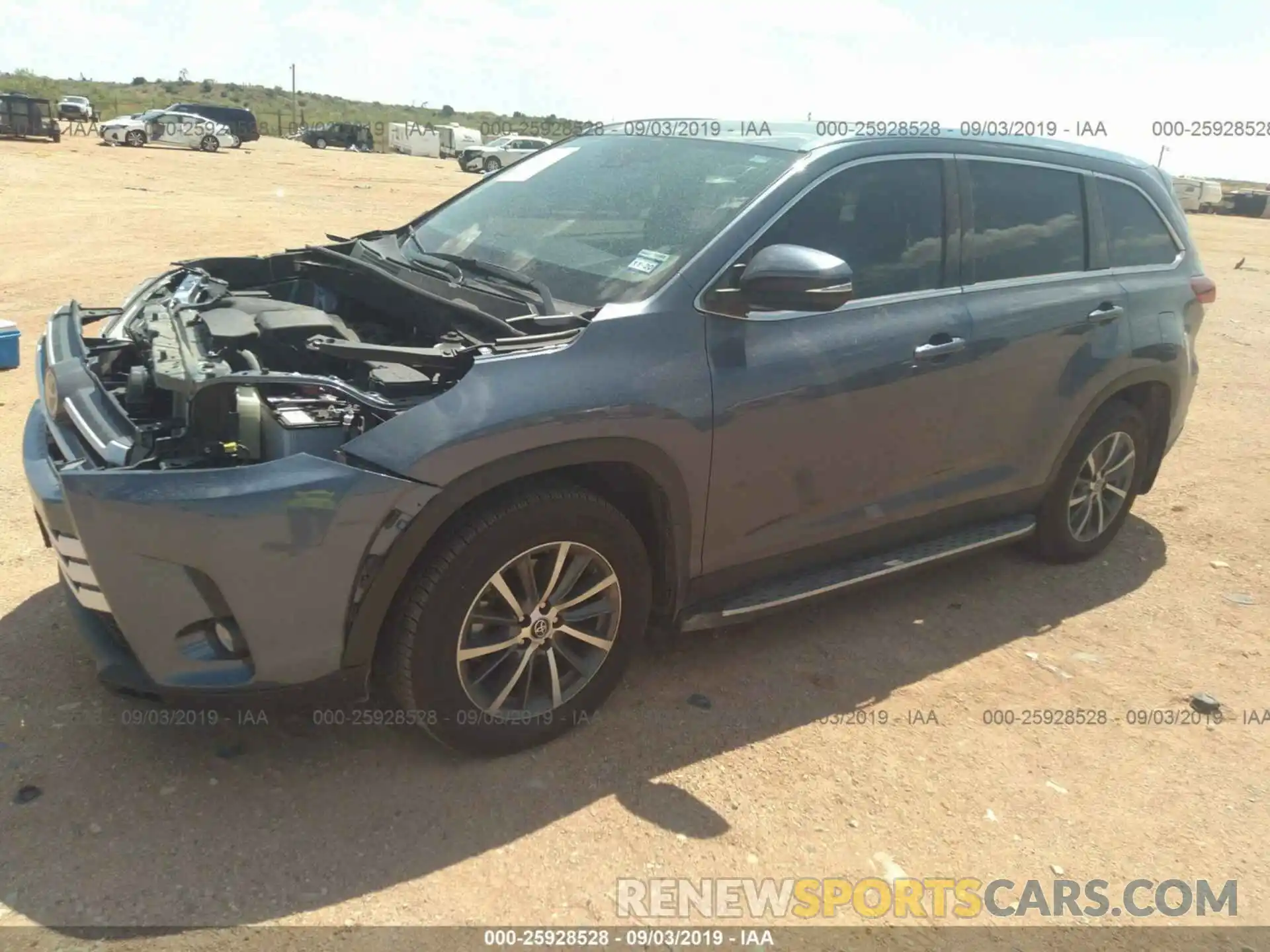 2 Photograph of a damaged car 5TDKZRFH0KS297481 TOYOTA HIGHLANDER 2019