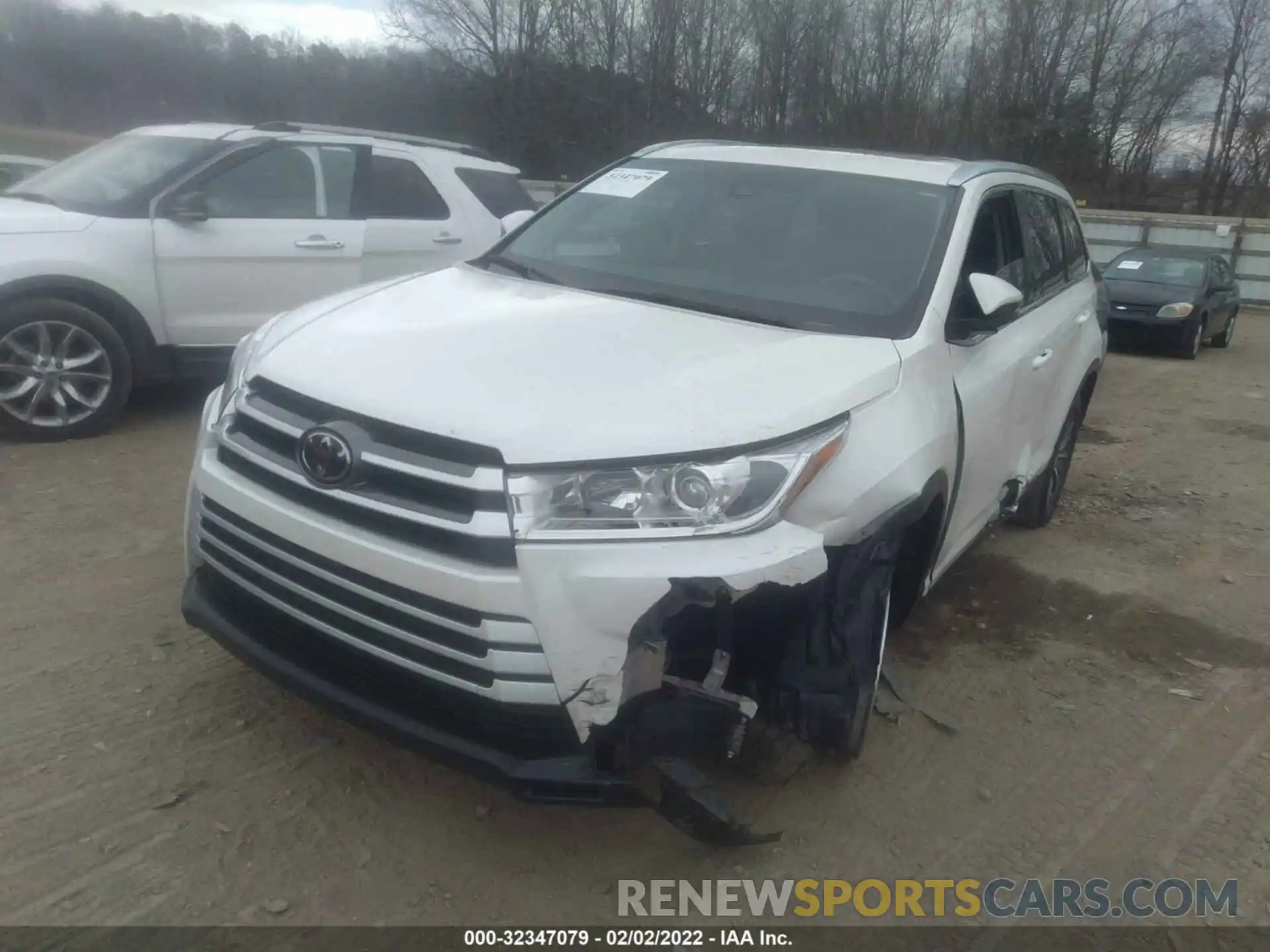 2 Photograph of a damaged car 5TDKZRFH0KS314036 TOYOTA HIGHLANDER 2019