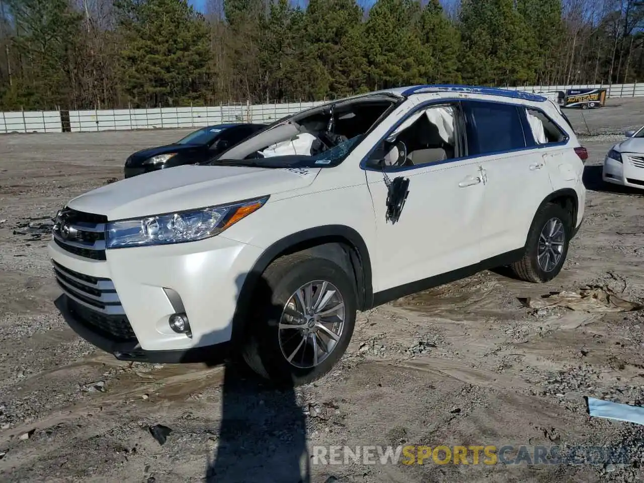 1 Фотография поврежденного автомобиля 5TDKZRFH0KS332584 TOYOTA HIGHLANDER 2019