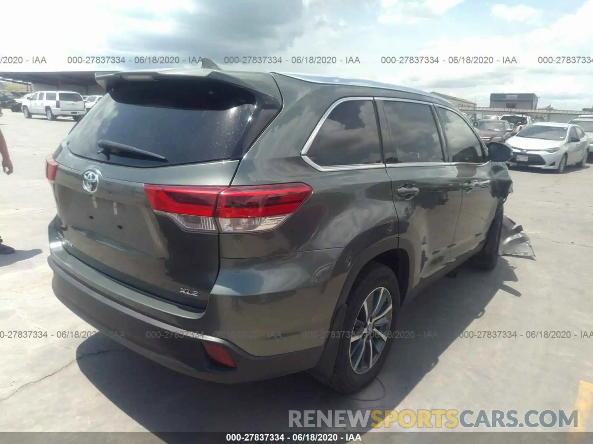 4 Фотография поврежденного автомобиля 5TDKZRFH0KS338661 TOYOTA HIGHLANDER 2019