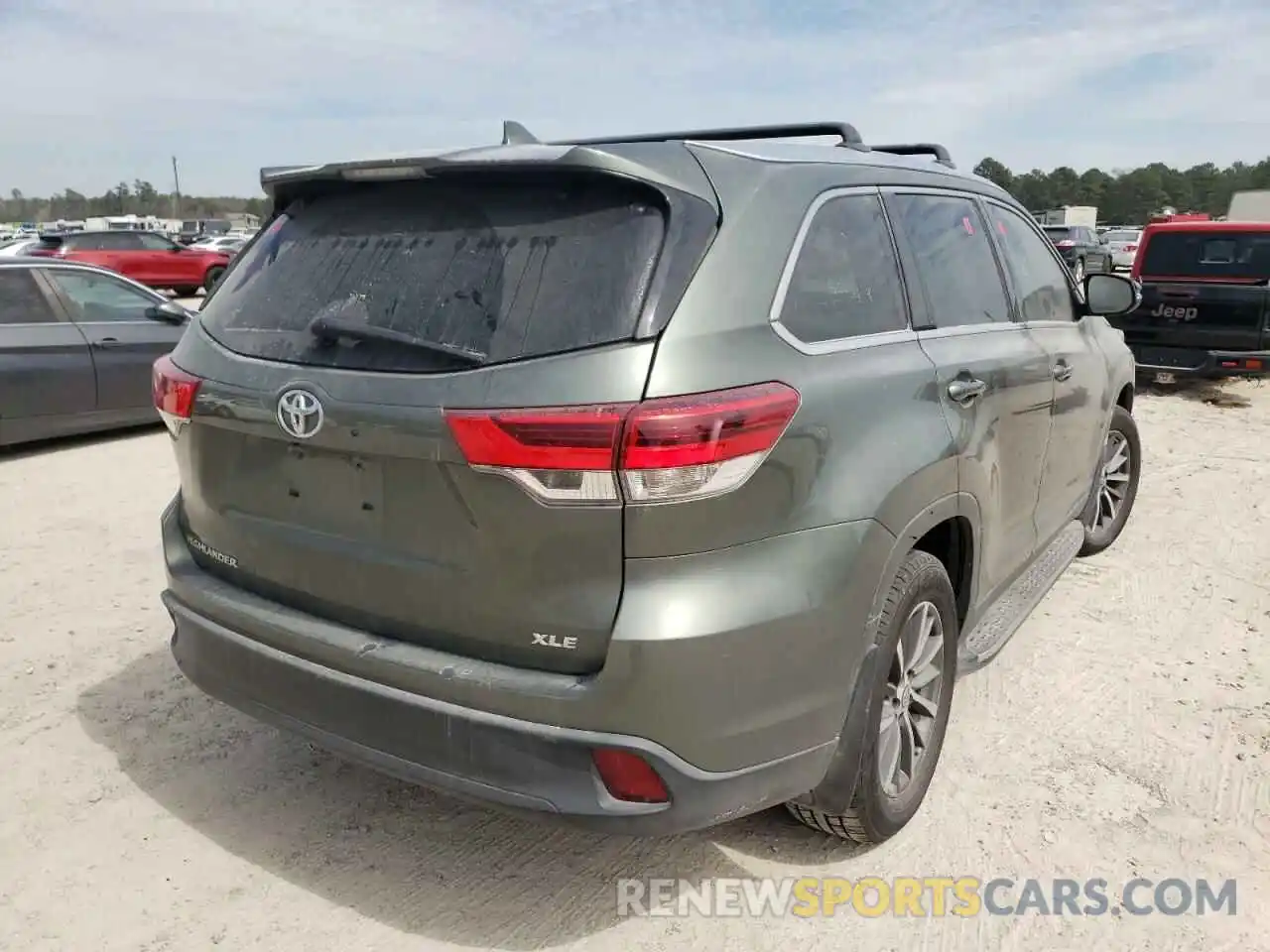 4 Фотография поврежденного автомобиля 5TDKZRFH0KS347442 TOYOTA HIGHLANDER 2019