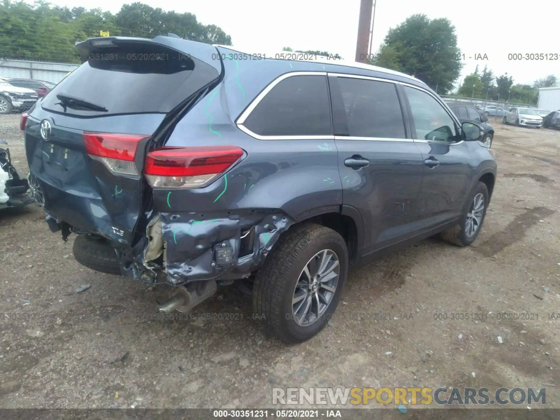 4 Фотография поврежденного автомобиля 5TDKZRFH0KS351071 TOYOTA HIGHLANDER 2019