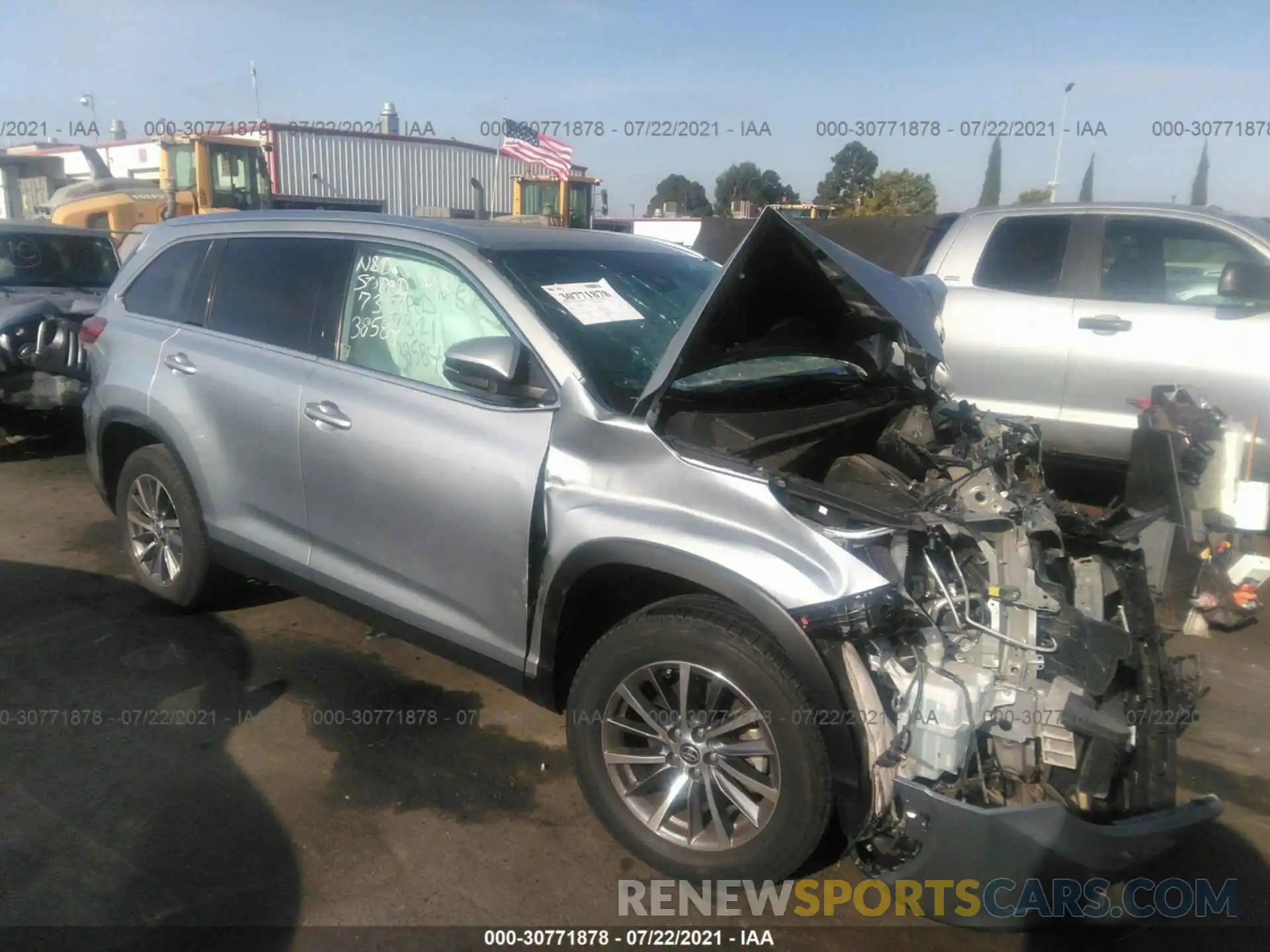 1 Photograph of a damaged car 5TDKZRFH0KS370400 TOYOTA HIGHLANDER 2019