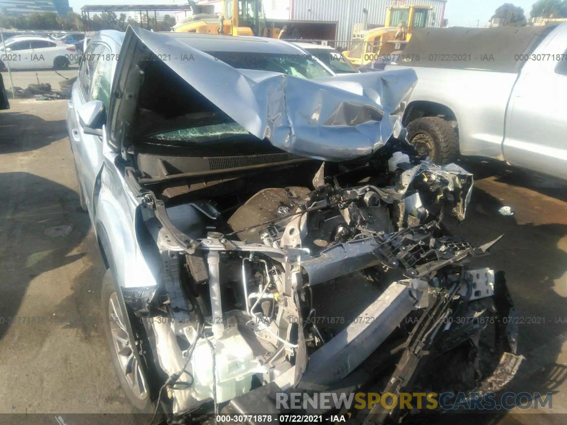 10 Photograph of a damaged car 5TDKZRFH0KS370400 TOYOTA HIGHLANDER 2019