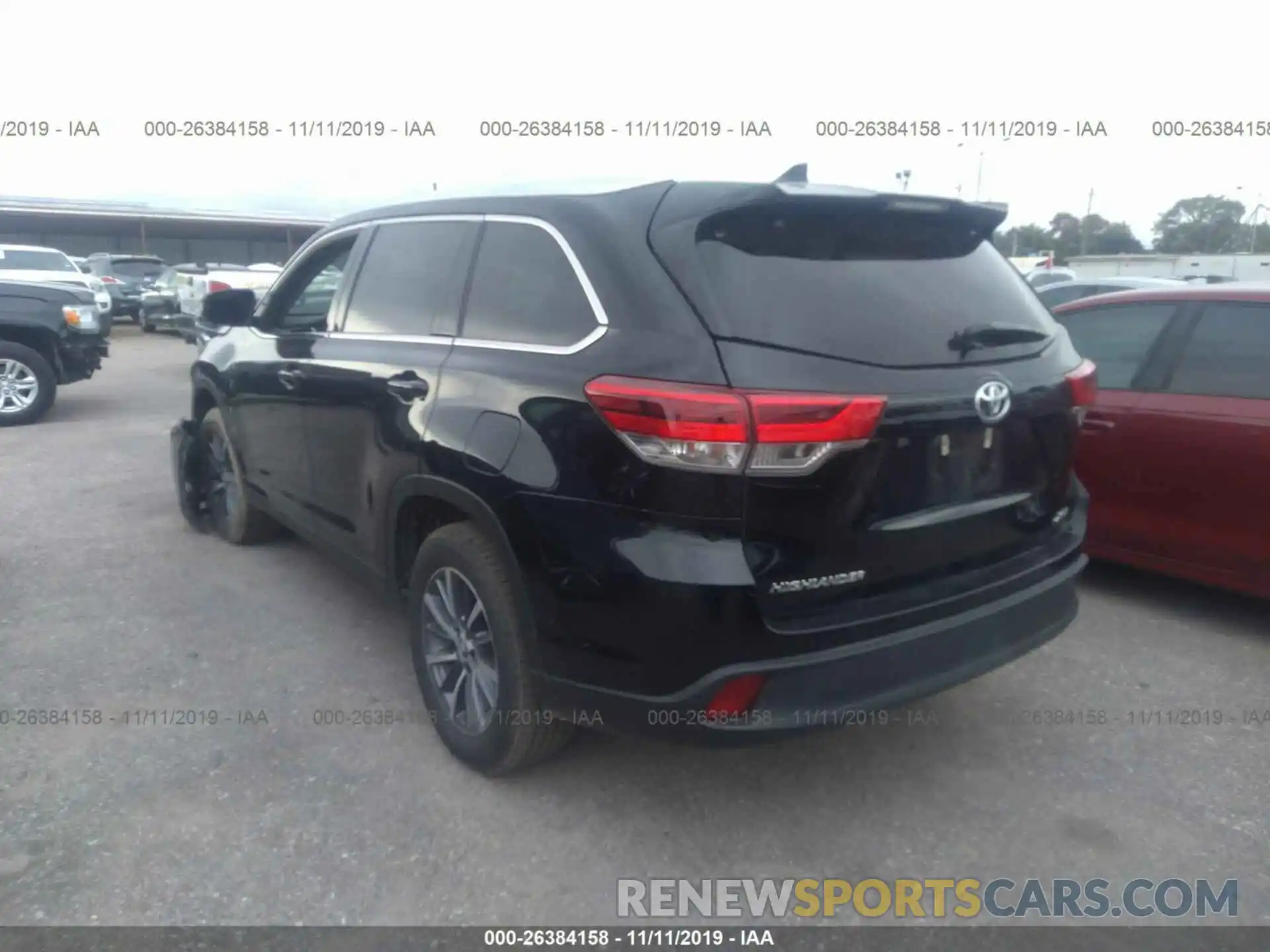 3 Photograph of a damaged car 5TDKZRFH0KS559158 TOYOTA HIGHLANDER 2019