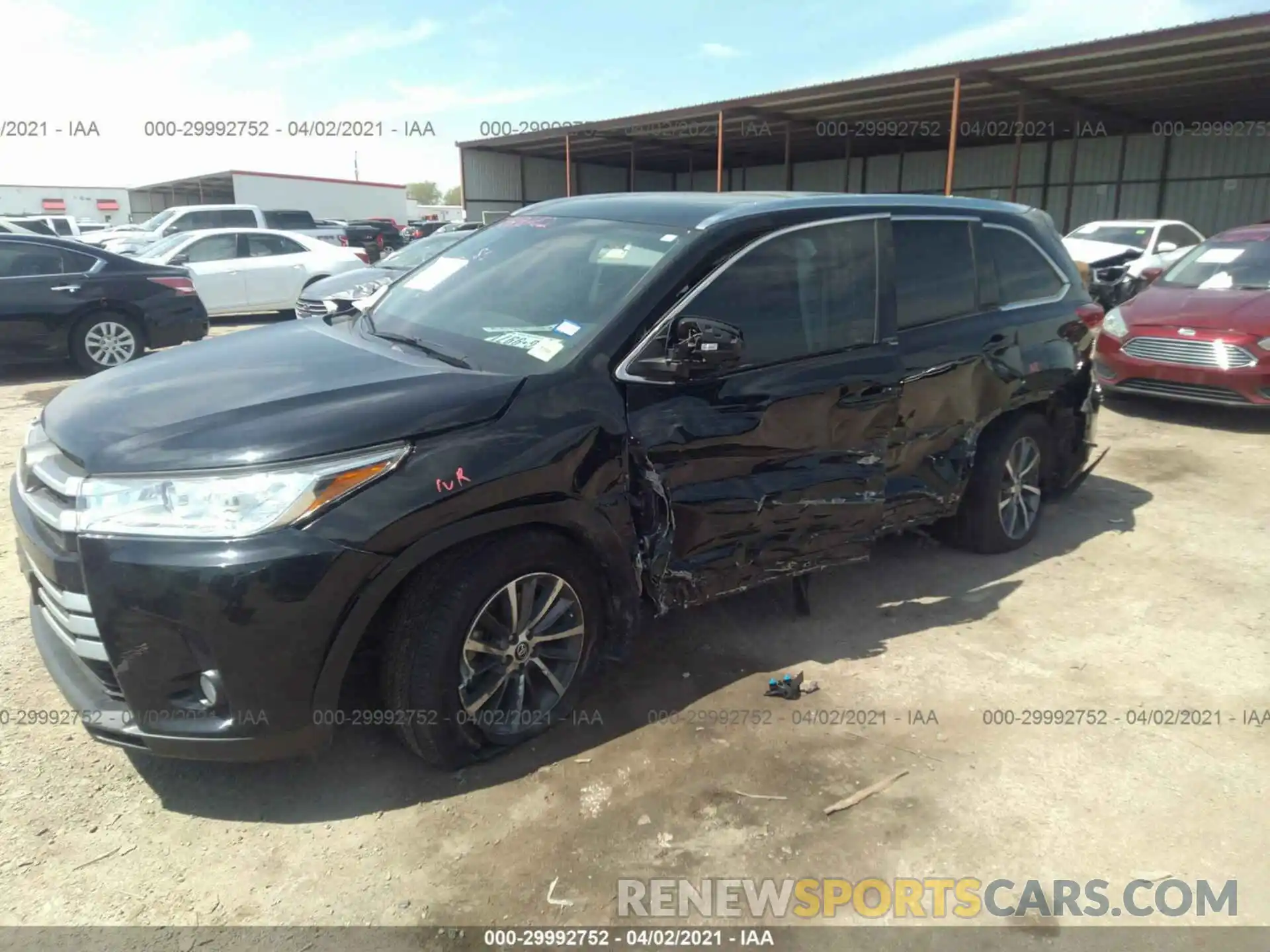 6 Photograph of a damaged car 5TDKZRFH0KS560102 TOYOTA HIGHLANDER 2019