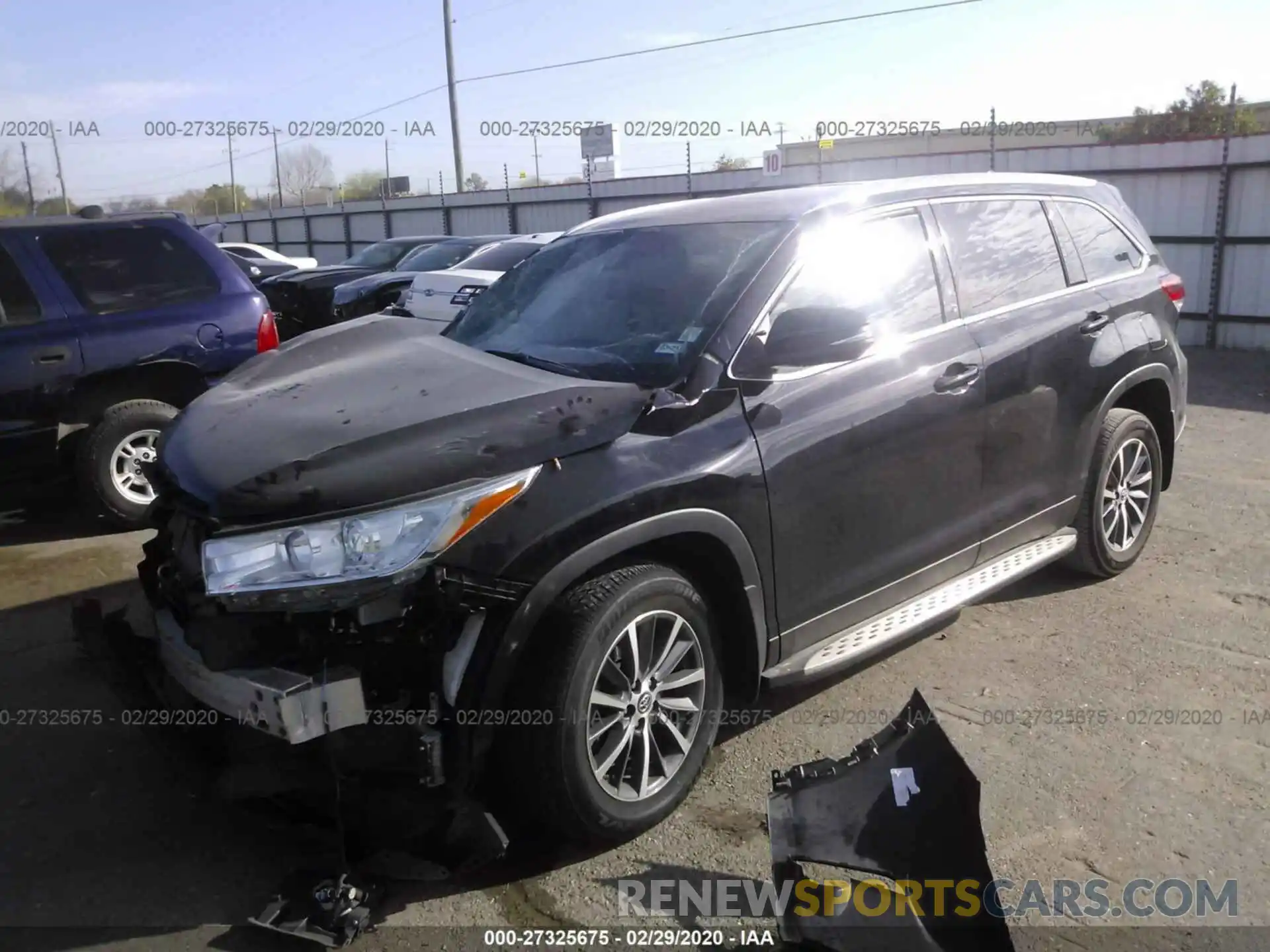 2 Фотография поврежденного автомобиля 5TDKZRFH0KS561590 TOYOTA HIGHLANDER 2019