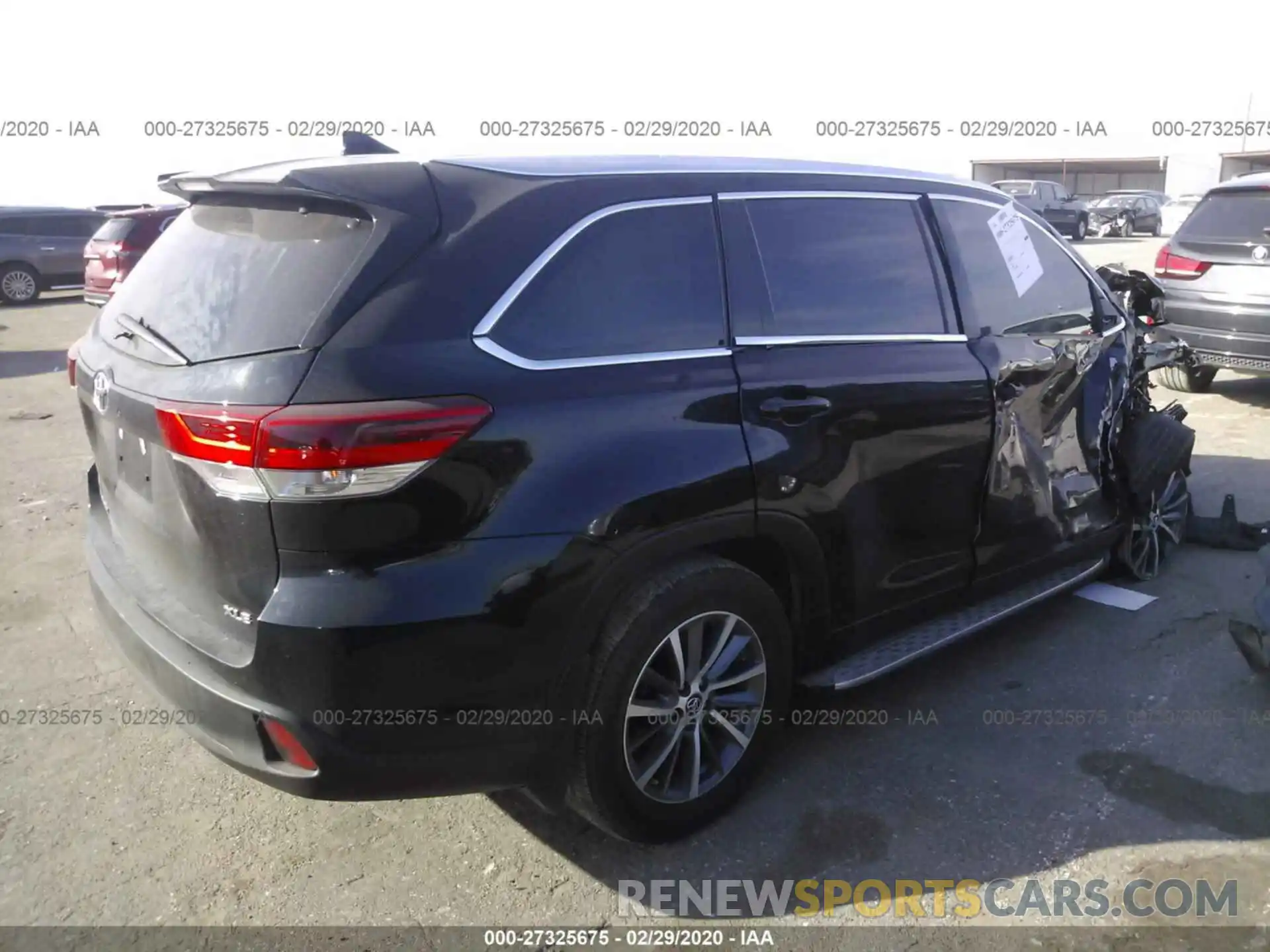 4 Фотография поврежденного автомобиля 5TDKZRFH0KS561590 TOYOTA HIGHLANDER 2019