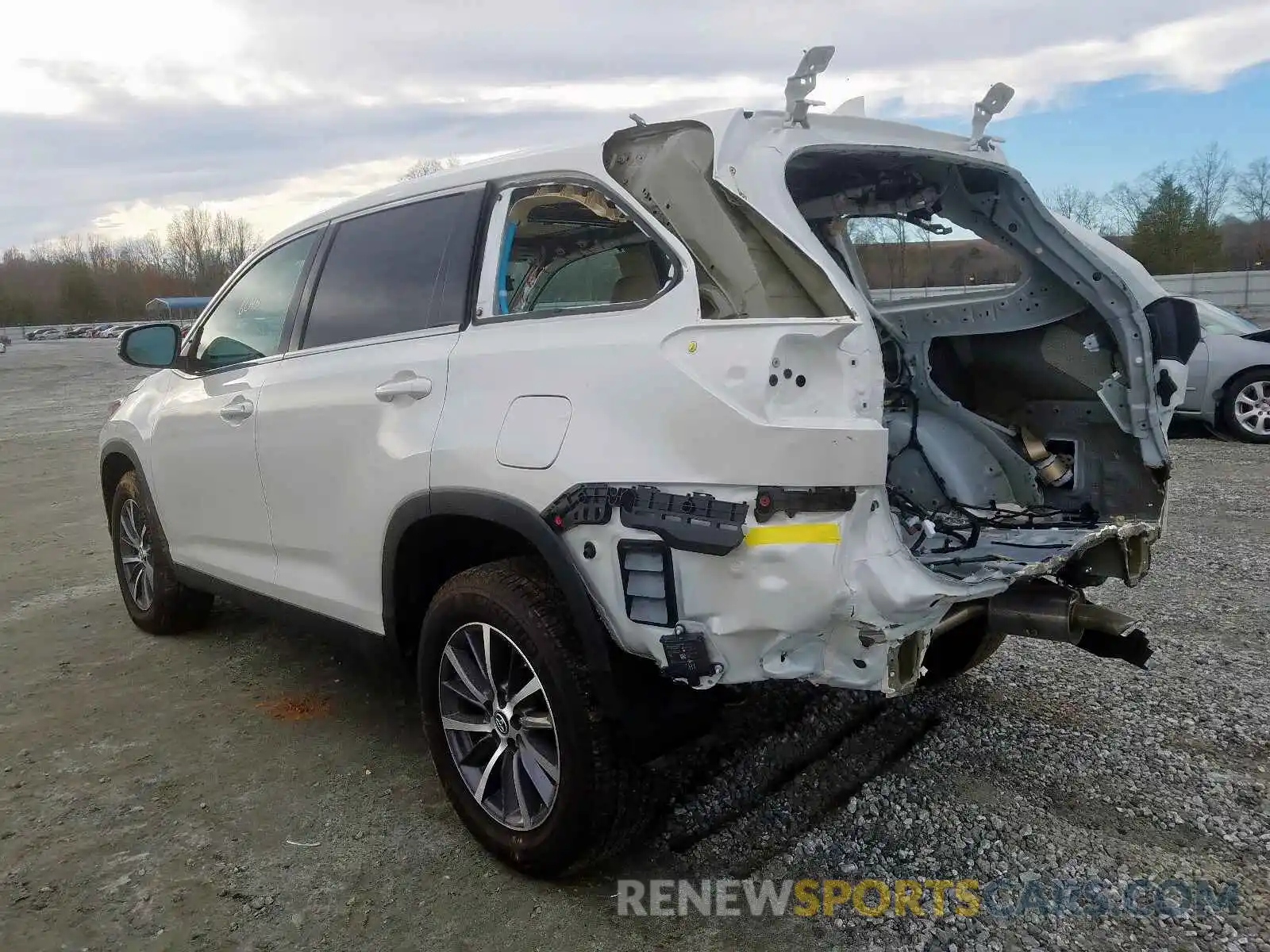 3 Фотография поврежденного автомобиля 5TDKZRFH0KS562402 TOYOTA HIGHLANDER 2019