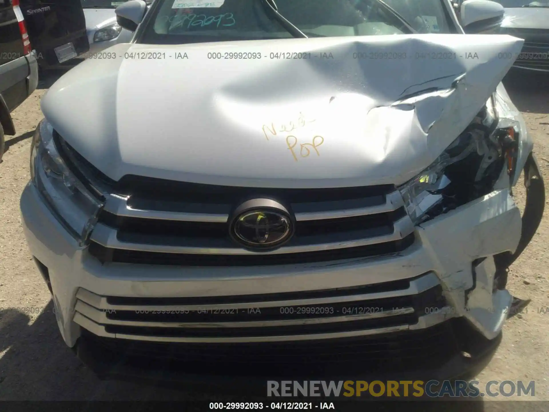 10 Photograph of a damaged car 5TDKZRFH1KS300159 TOYOTA HIGHLANDER 2019