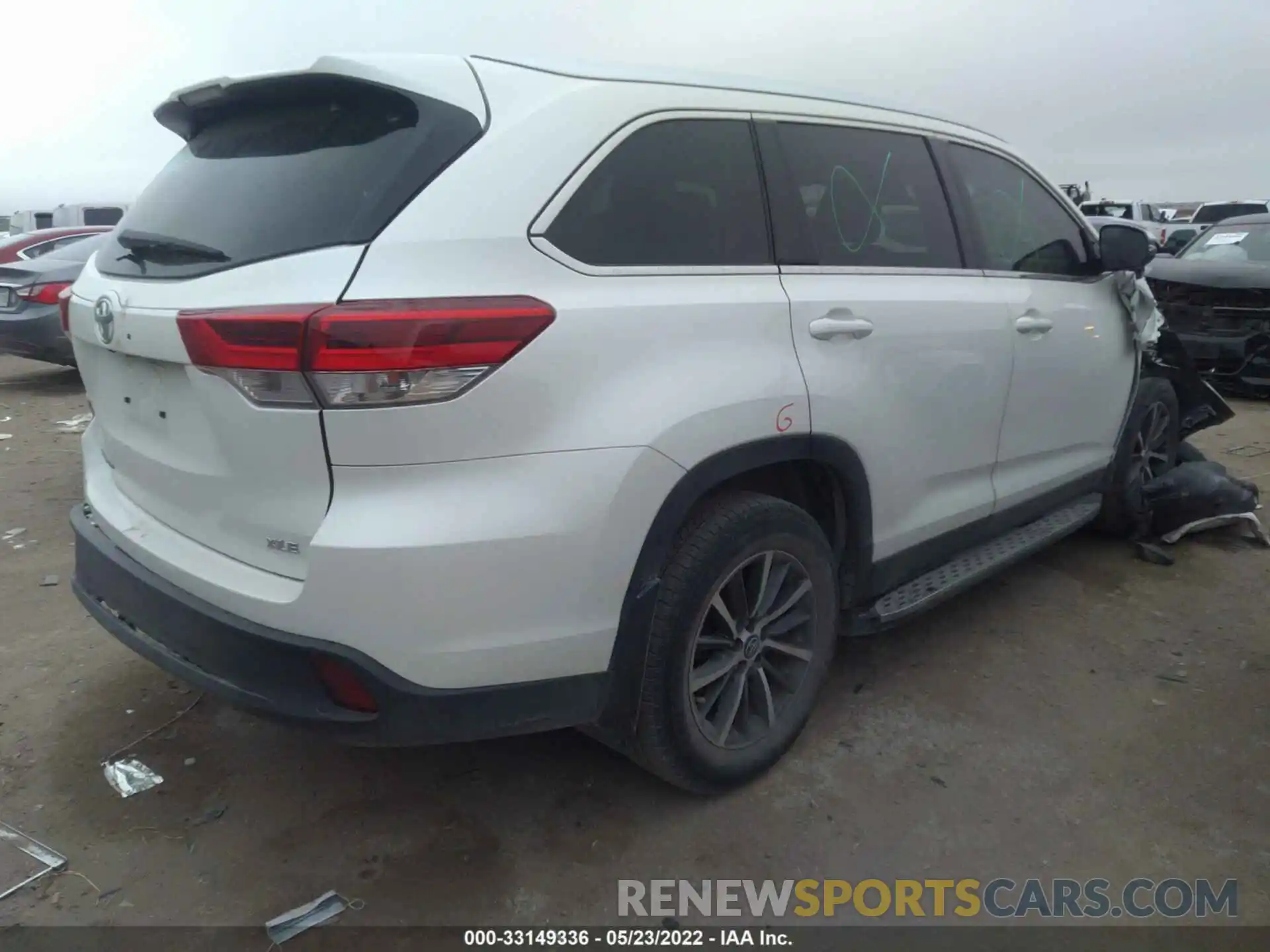 4 Фотография поврежденного автомобиля 5TDKZRFH1KS301781 TOYOTA HIGHLANDER 2019