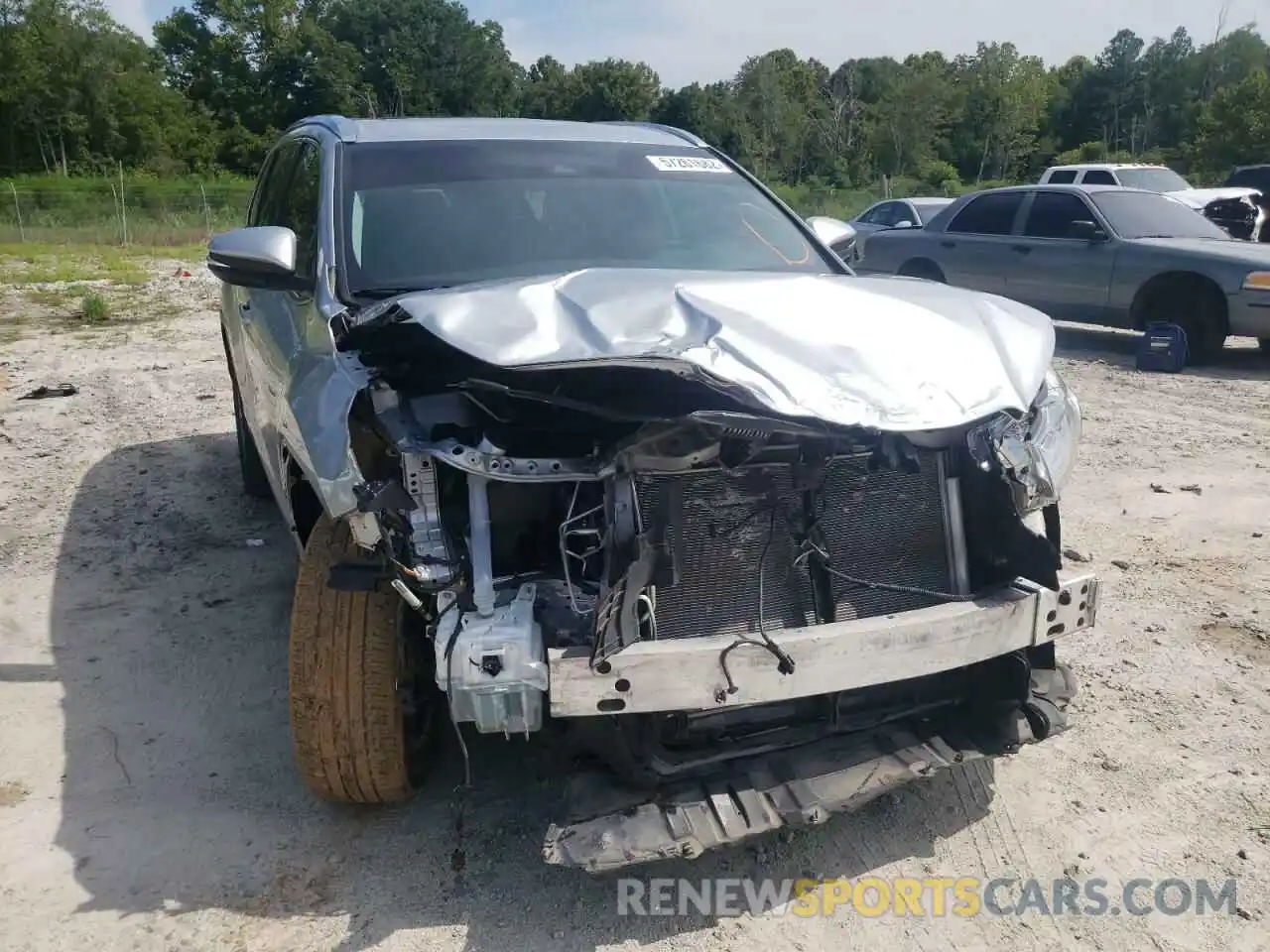 9 Photograph of a damaged car 5TDKZRFH1KS311761 TOYOTA HIGHLANDER 2019