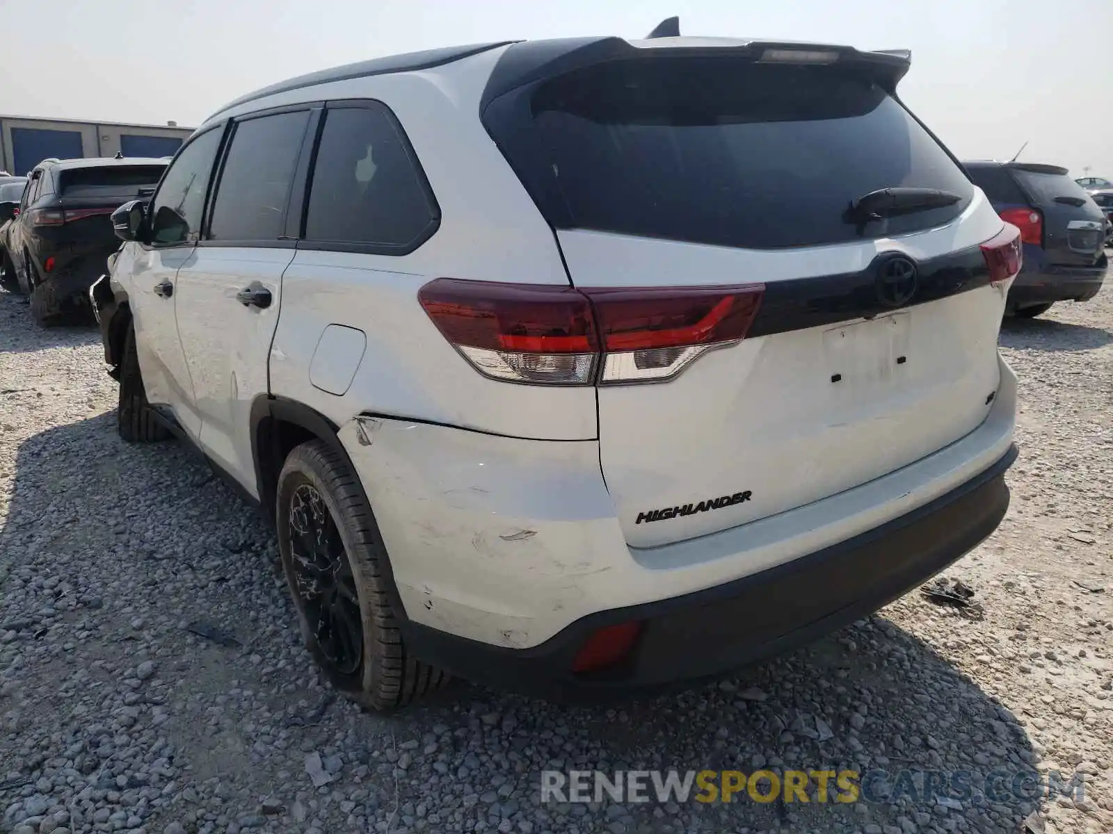 3 Фотография поврежденного автомобиля 5TDKZRFH1KS324459 TOYOTA HIGHLANDER 2019