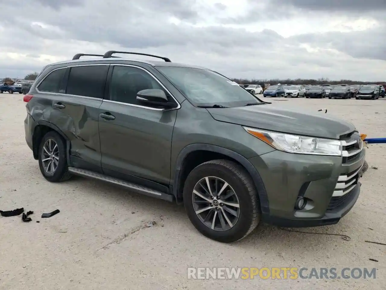 4 Фотография поврежденного автомобиля 5TDKZRFH1KS332142 TOYOTA HIGHLANDER 2019