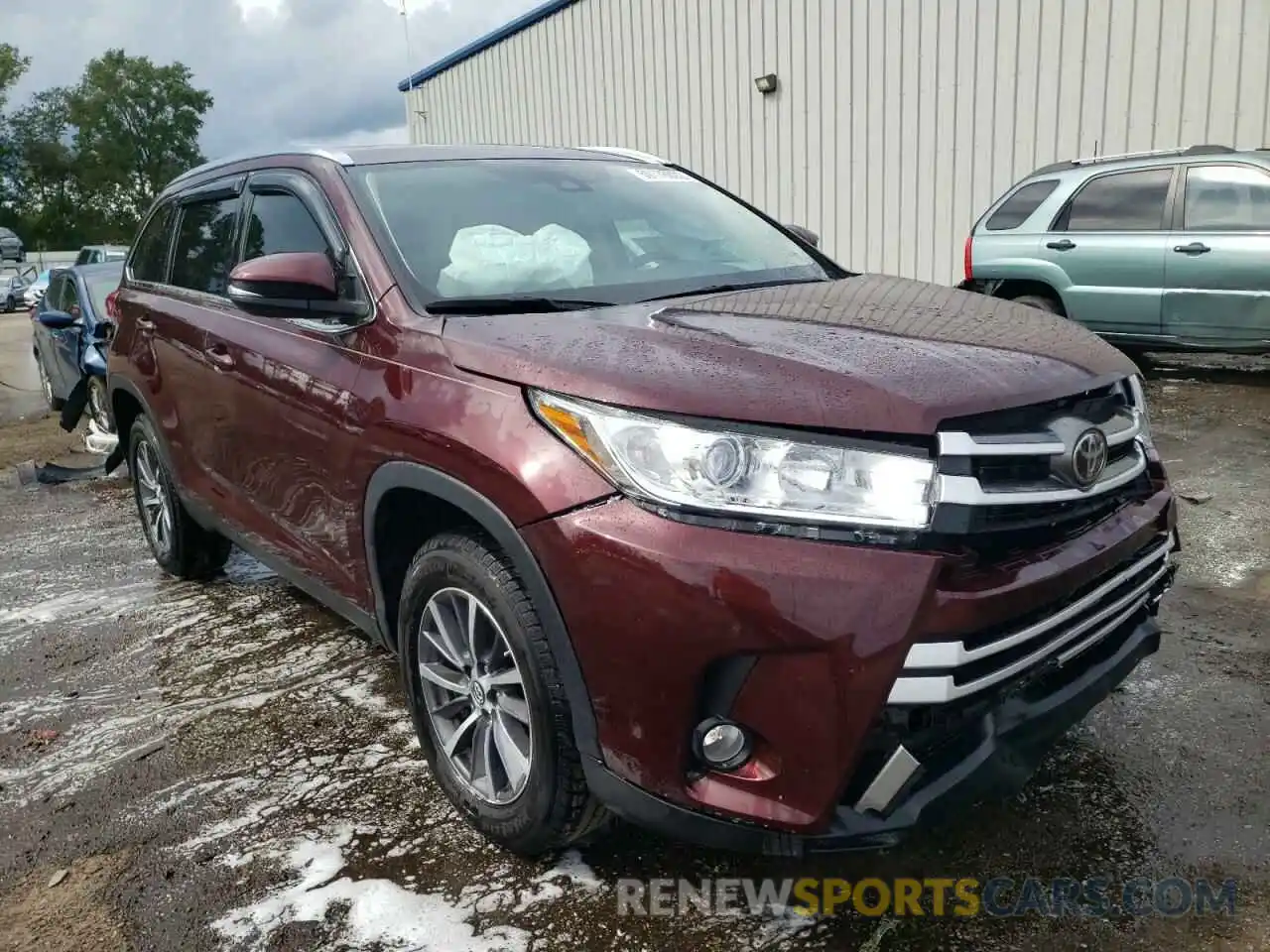 1 Photograph of a damaged car 5TDKZRFH1KS344842 TOYOTA HIGHLANDER 2019