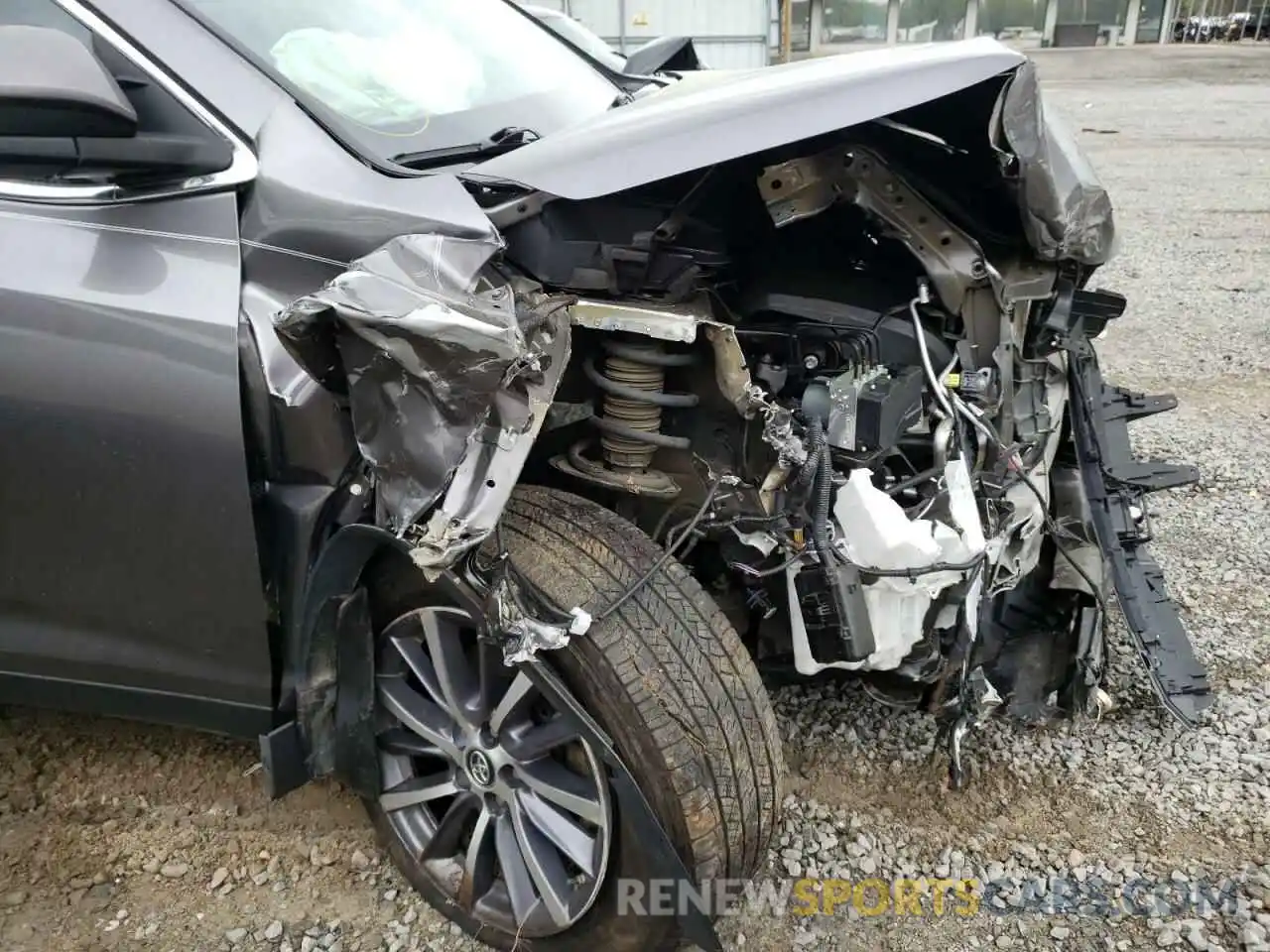 9 Photograph of a damaged car 5TDKZRFH1KS345134 TOYOTA HIGHLANDER 2019