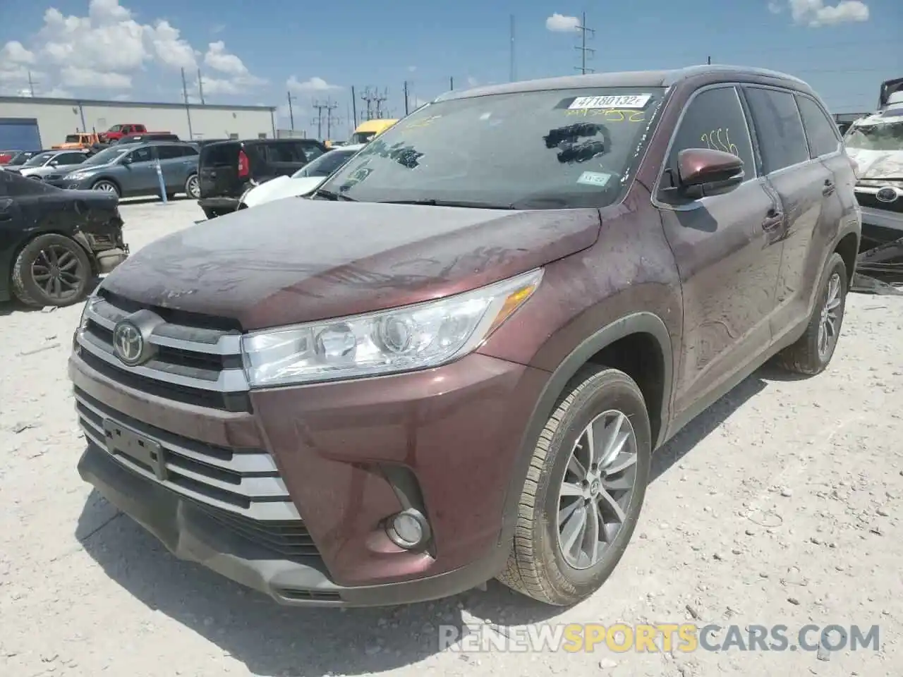 2 Фотография поврежденного автомобиля 5TDKZRFH1KS349507 TOYOTA HIGHLANDER 2019