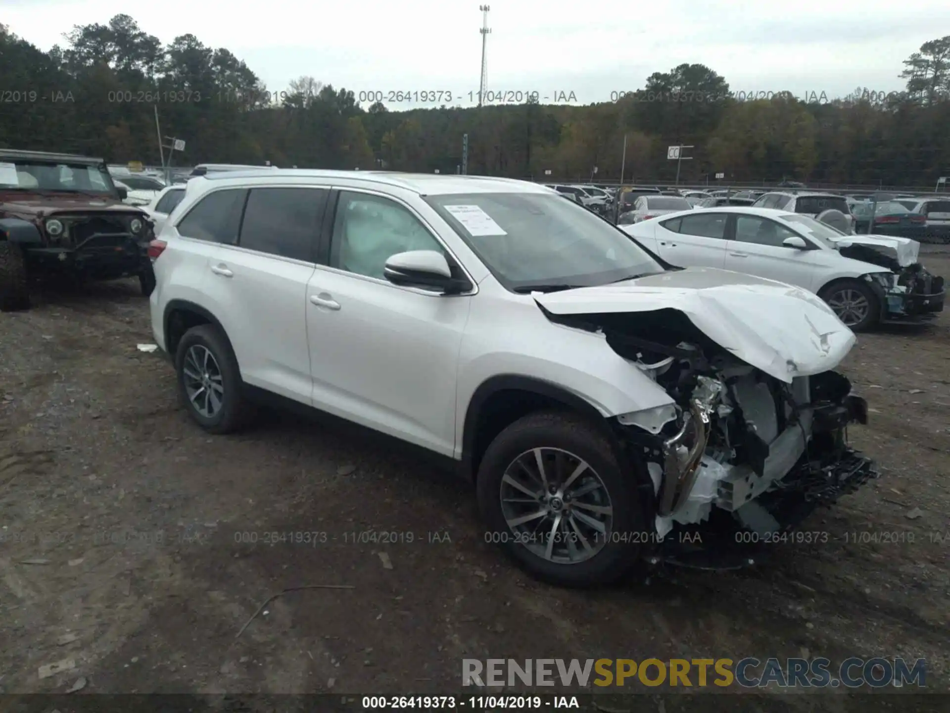 1 Photograph of a damaged car 5TDKZRFH1KS354271 TOYOTA HIGHLANDER 2019