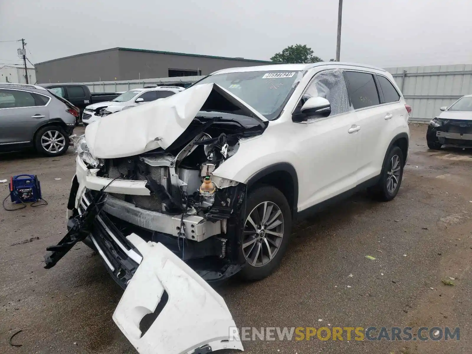 2 Фотография поврежденного автомобиля 5TDKZRFH1KS555457 TOYOTA HIGHLANDER 2019