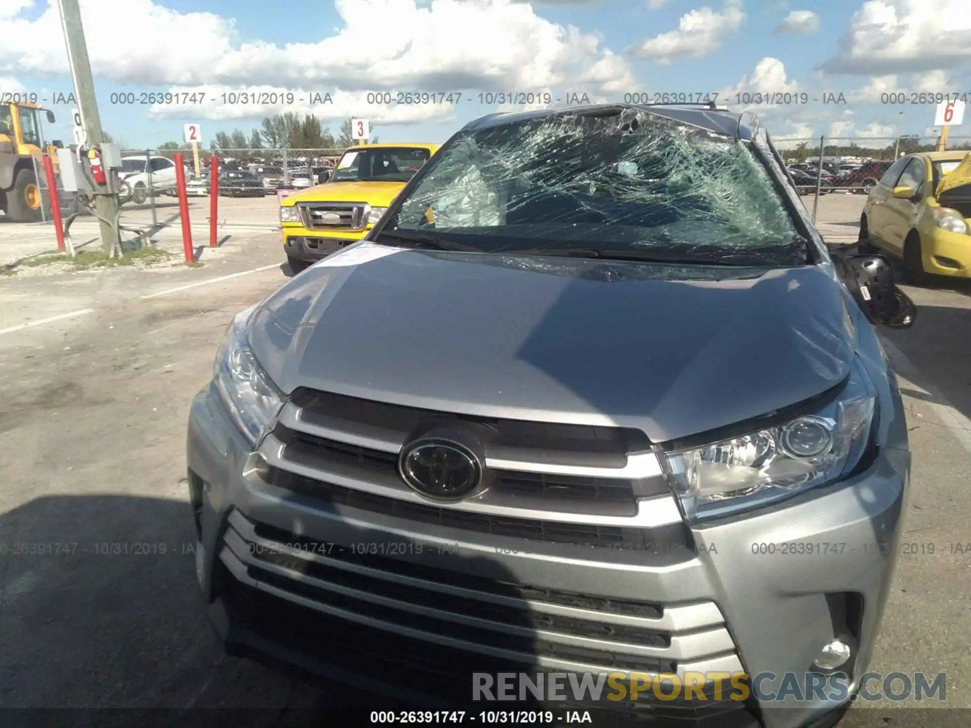 6 Photograph of a damaged car 5TDKZRFH1KS559914 TOYOTA HIGHLANDER 2019