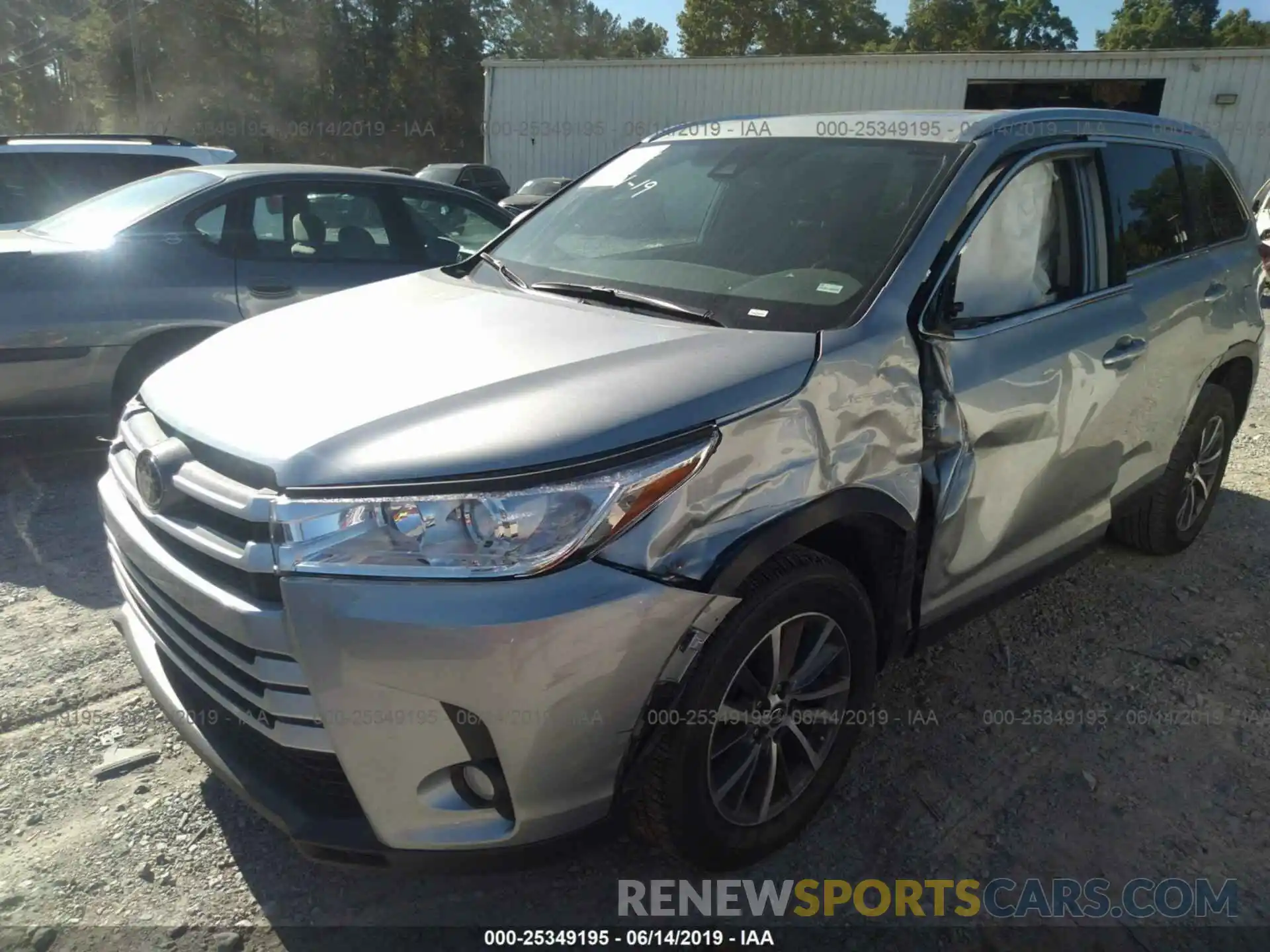 6 Фотография поврежденного автомобиля 5TDKZRFH1KS560044 TOYOTA HIGHLANDER 2019