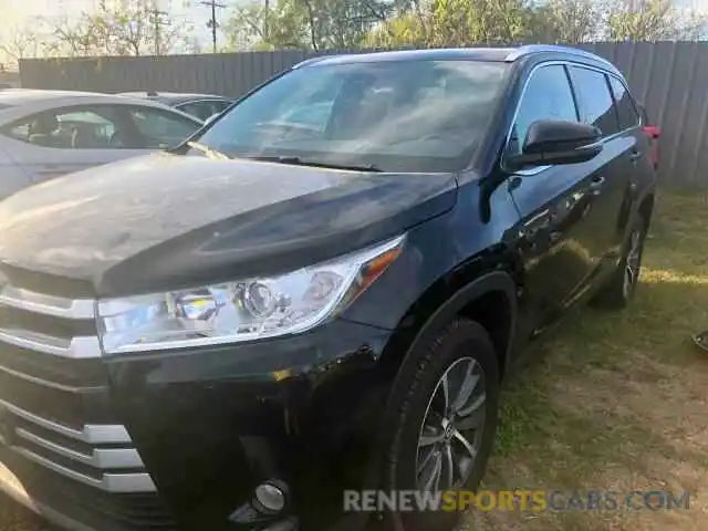 2 Photograph of a damaged car 5TDKZRFH1KS560528 TOYOTA HIGHLANDER 2019