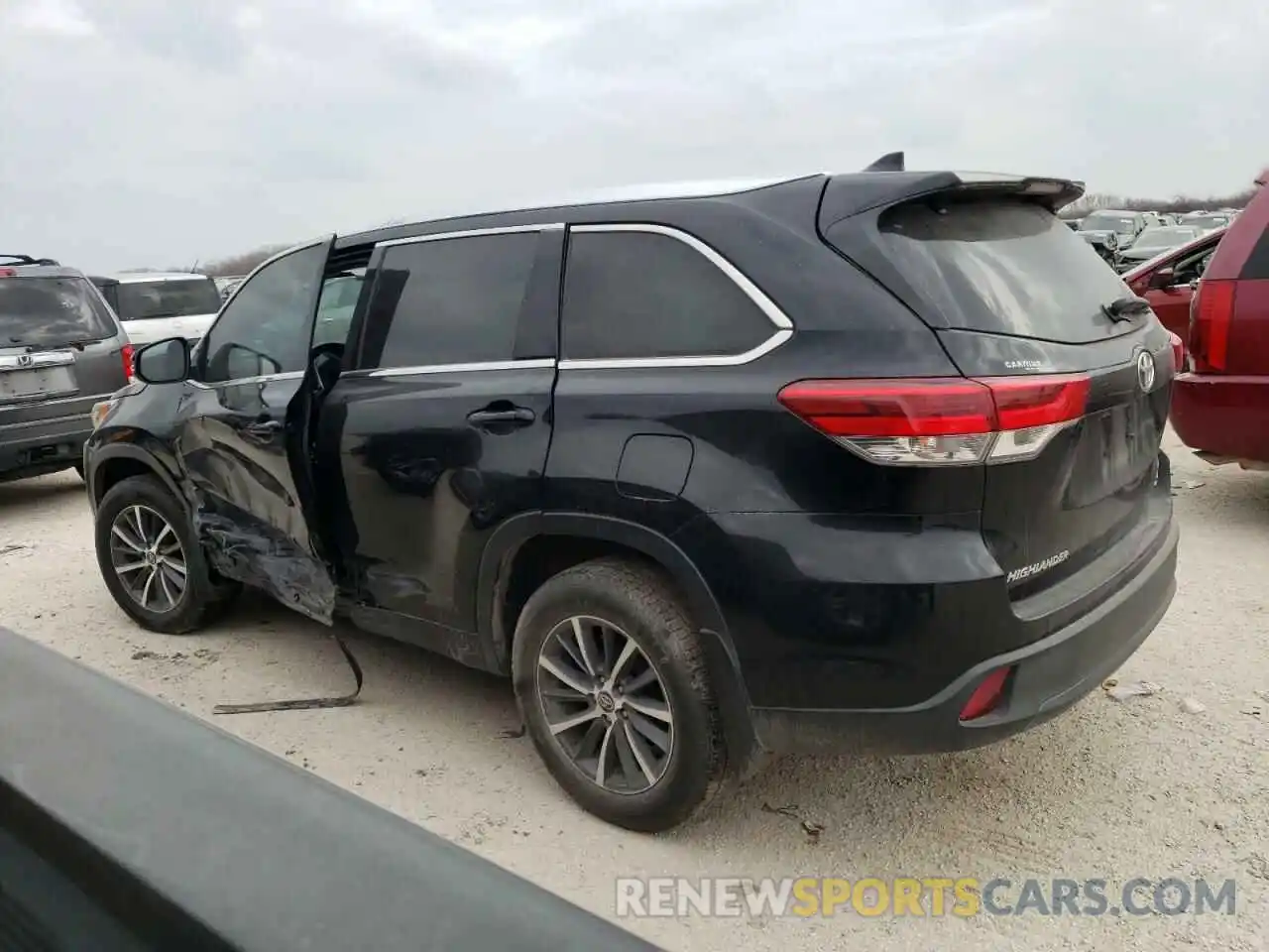 2 Фотография поврежденного автомобиля 5TDKZRFH1KS566460 TOYOTA HIGHLANDER 2019